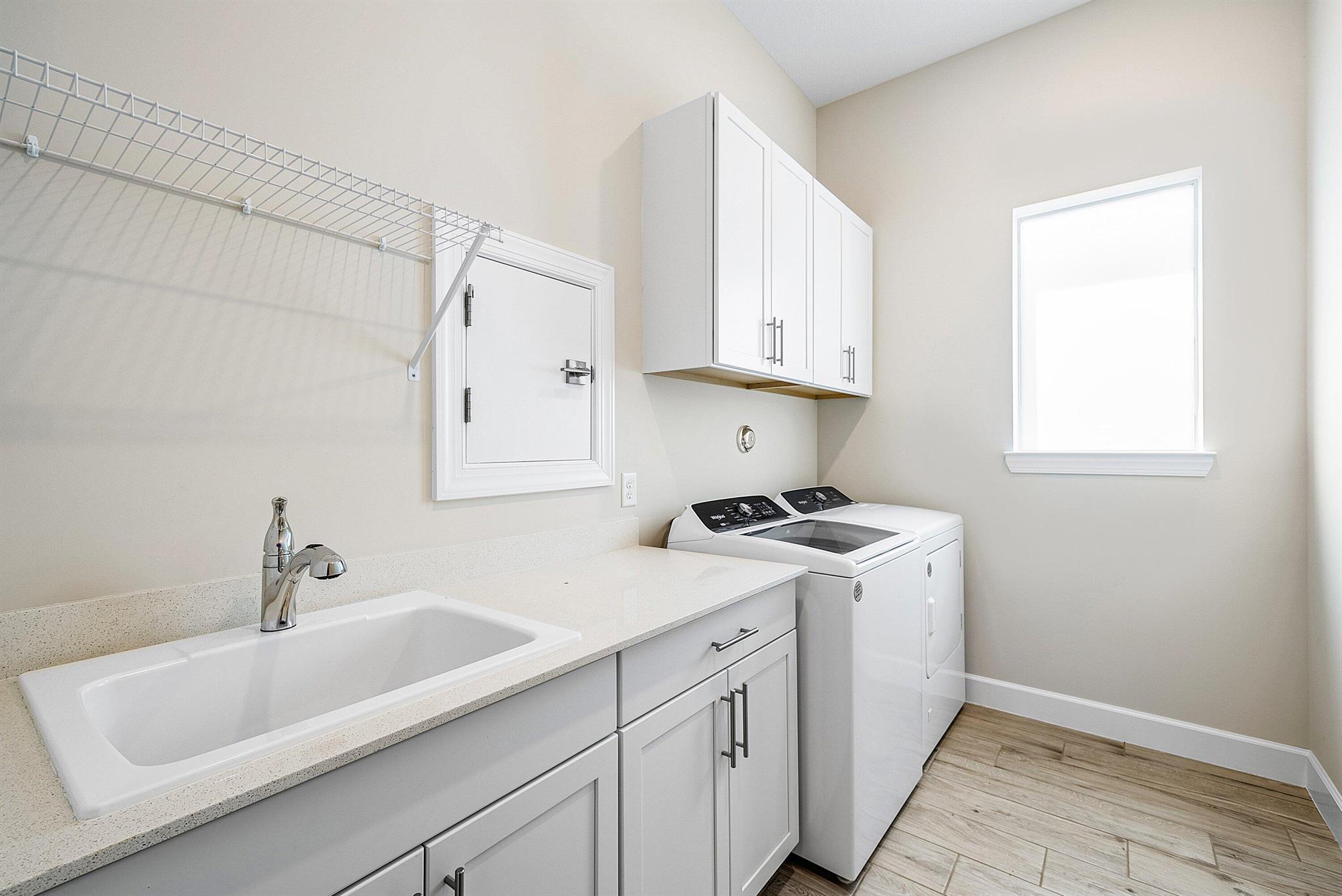 ENCLAVE AT SHERWOOD - Residential Lease