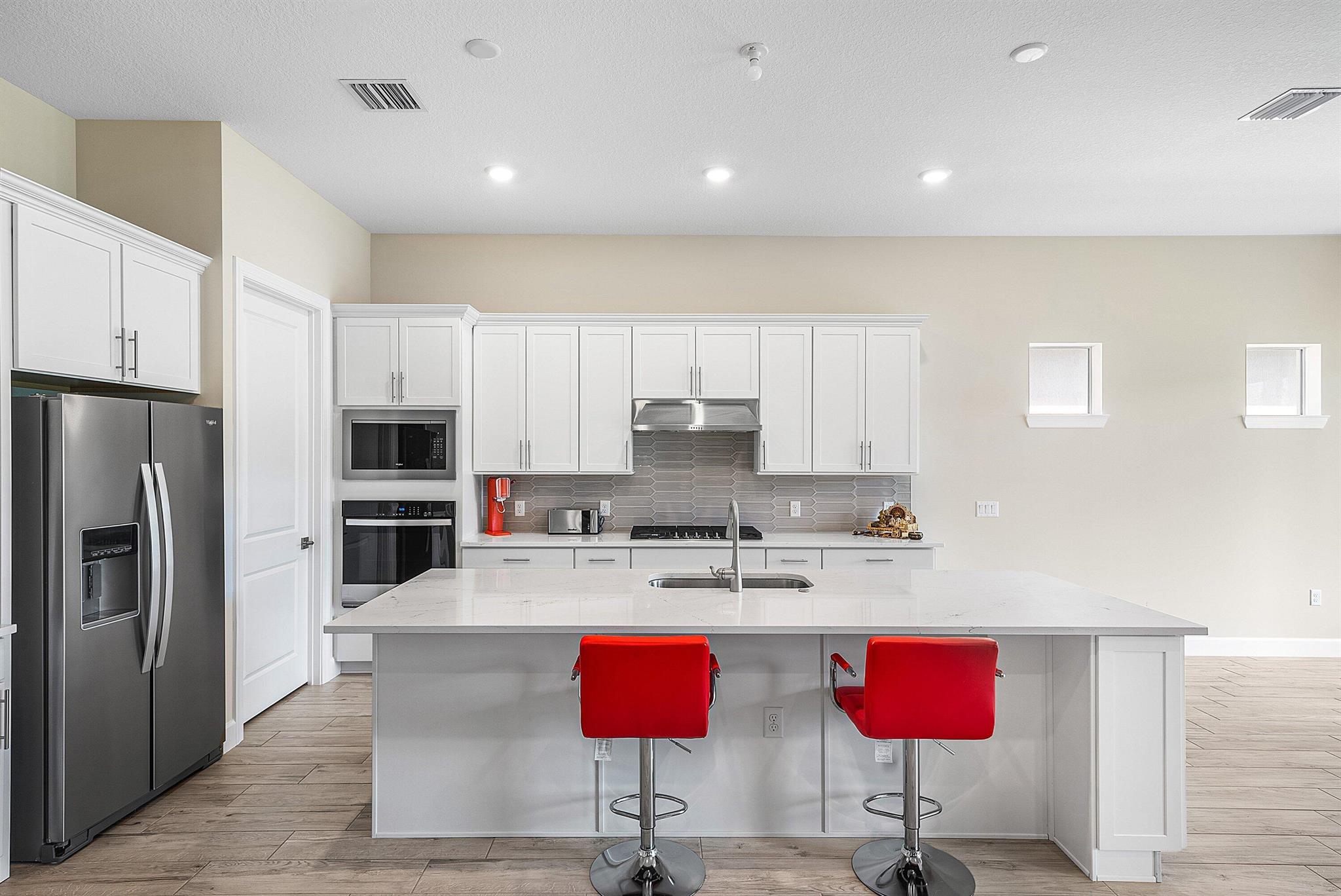 ENCLAVE AT SHERWOOD - Residential Lease