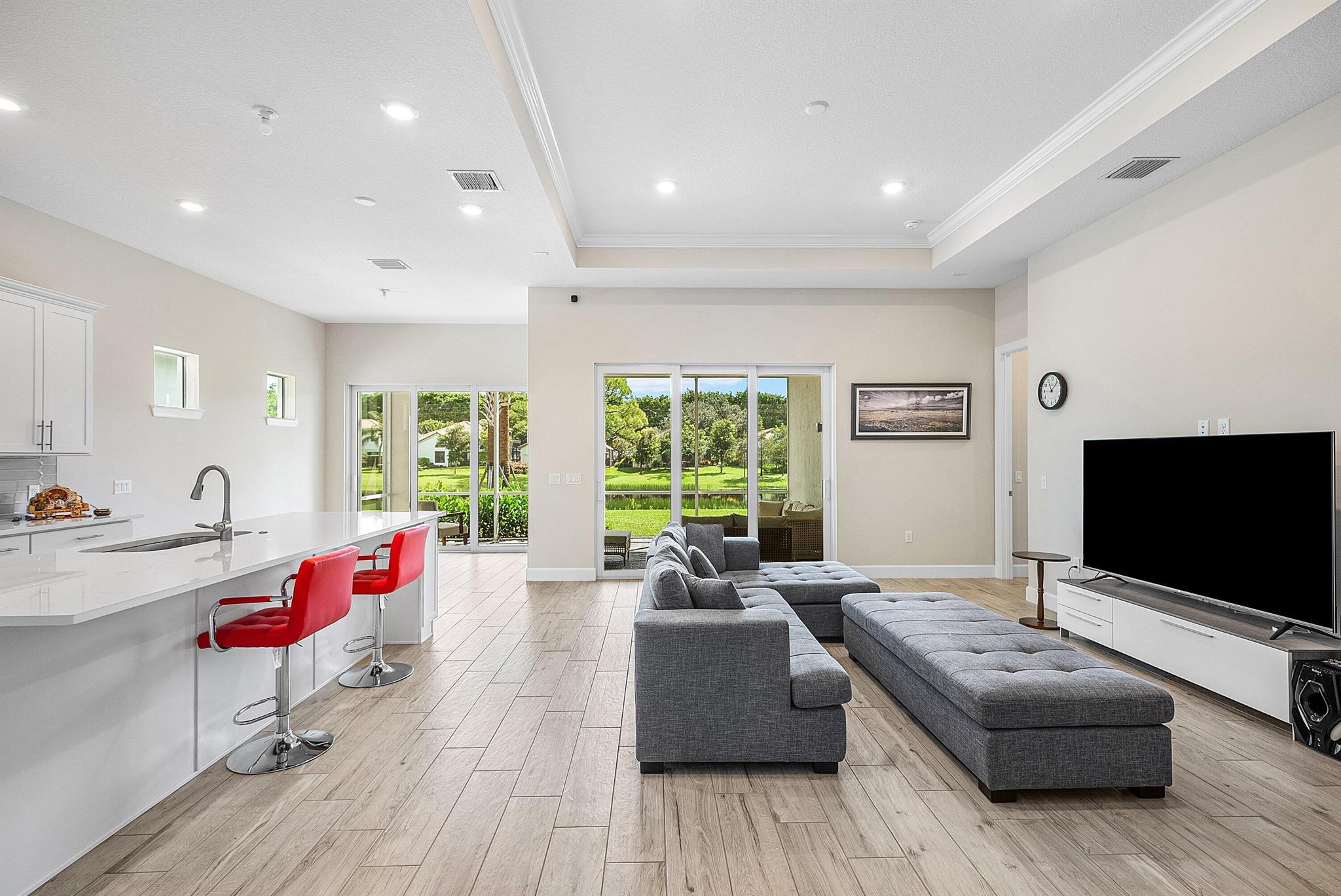 ENCLAVE AT SHERWOOD - Residential Lease
