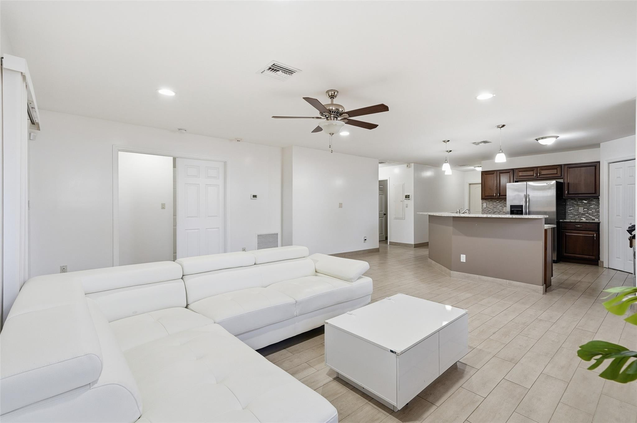 CARVER RANCHES - Residential