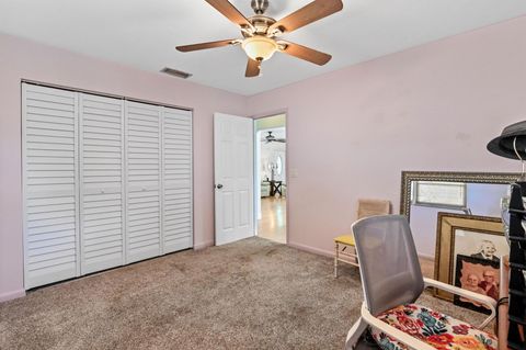 Single Family Residence in Jensen Beach FL 2020 23rd Terrace 19.jpg
