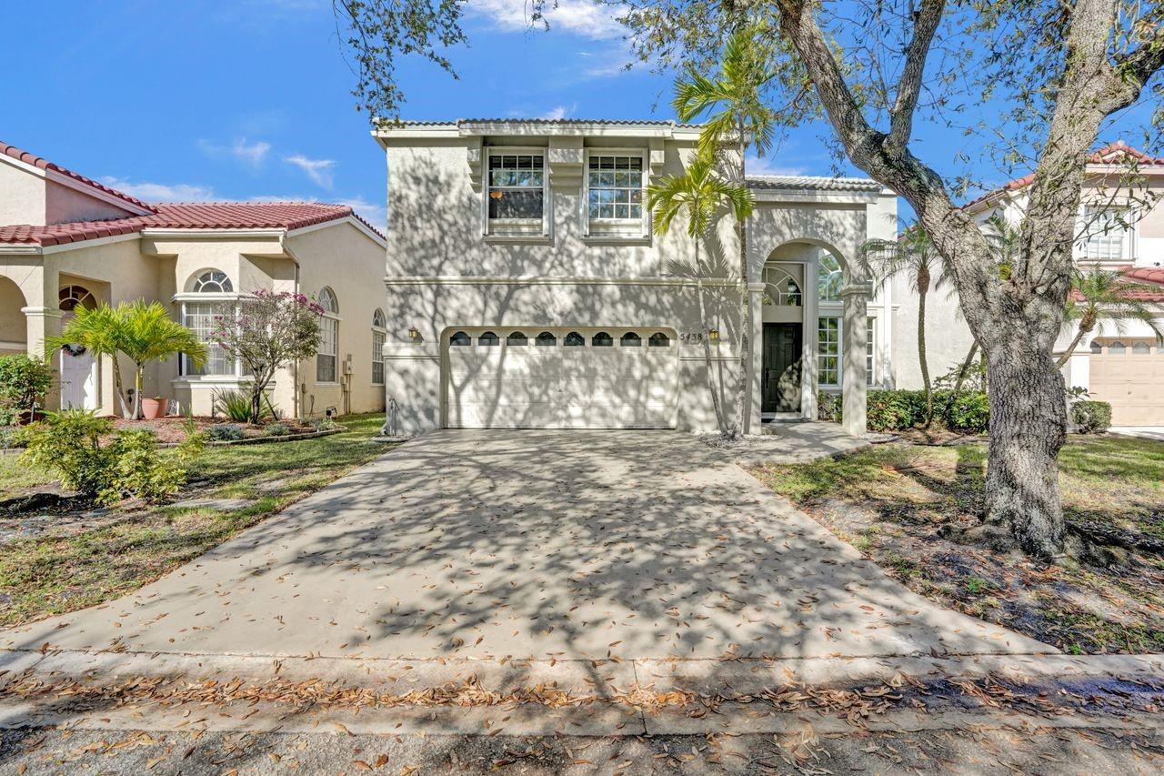 5438 NW 106th Dr
