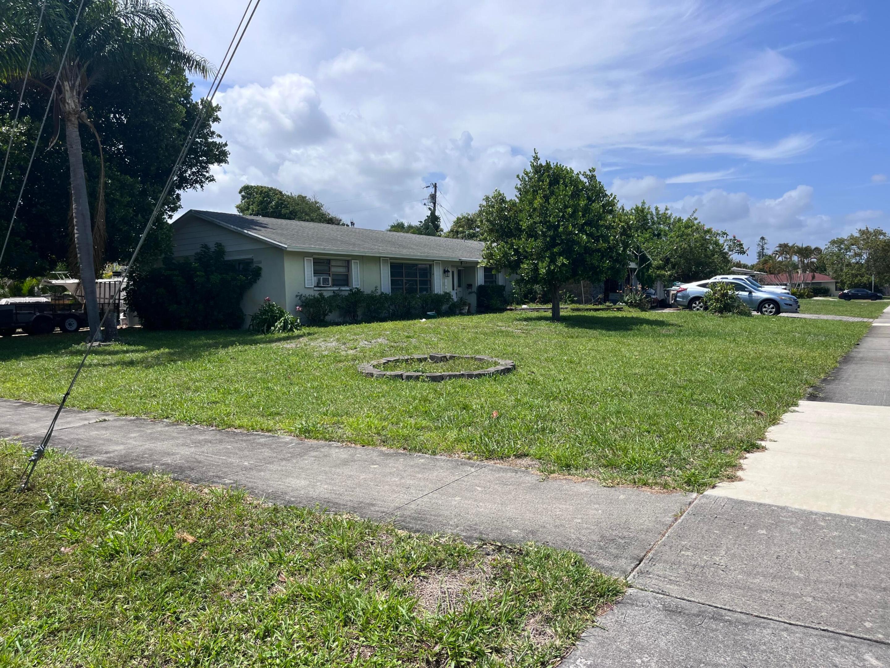 1400 Flagler Boulevard