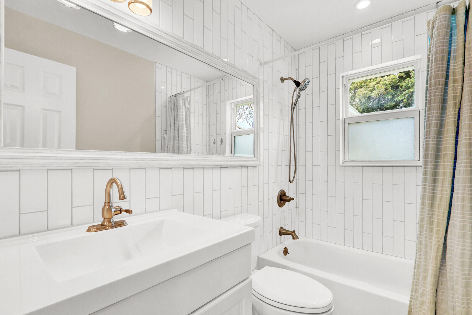 JUPITER VLG - Residential Lease