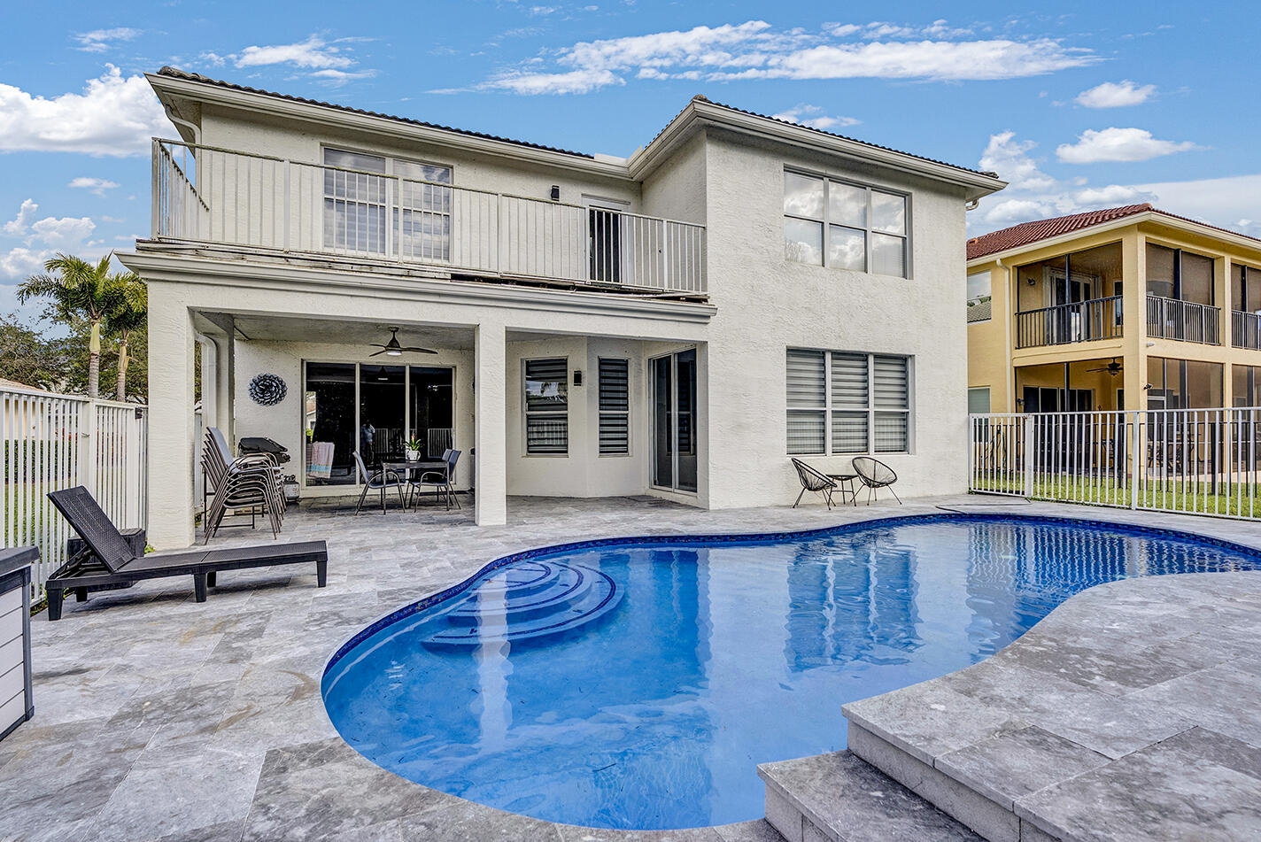 SATURNIA ISLES 4 - Residential