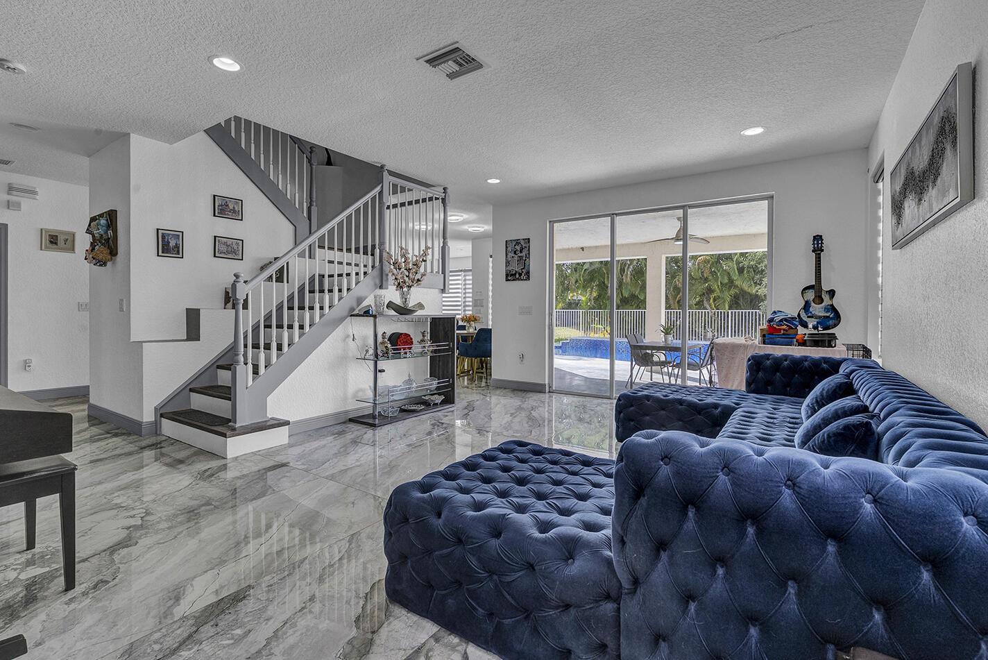 SATURNIA ISLES 4 - Residential