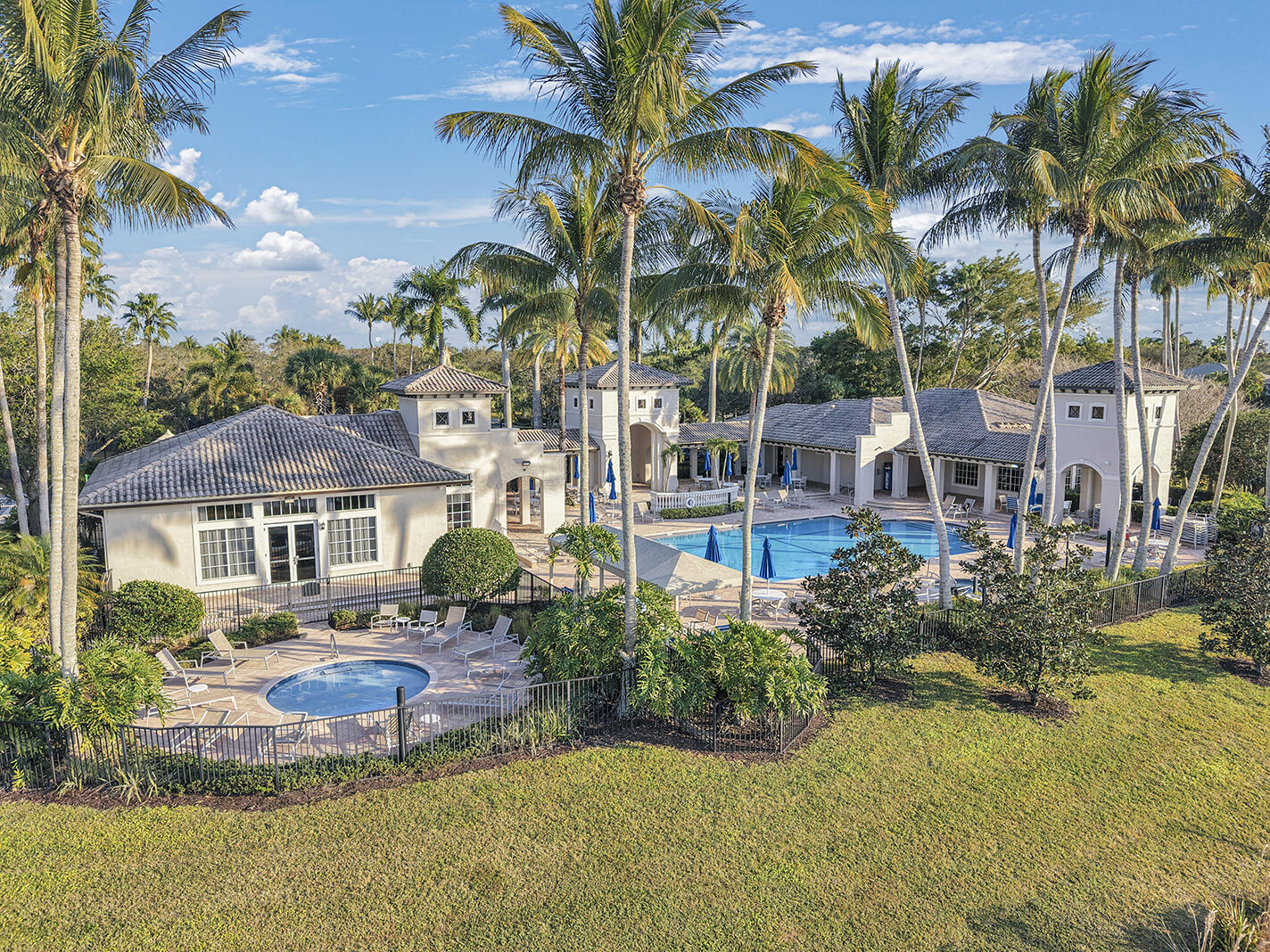 SATURNIA ISLES 4 - Residential