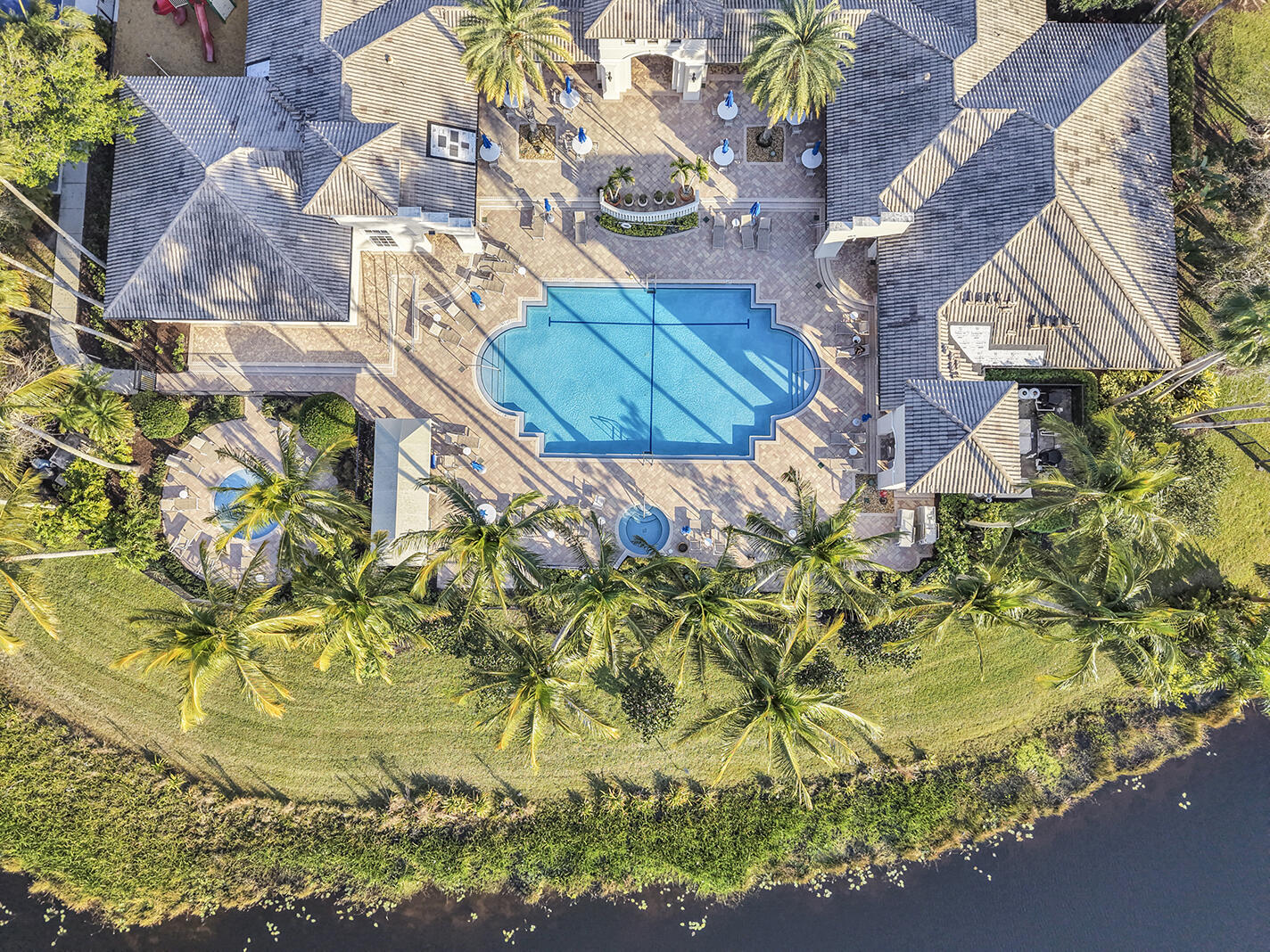 SATURNIA ISLES 4 - Residential