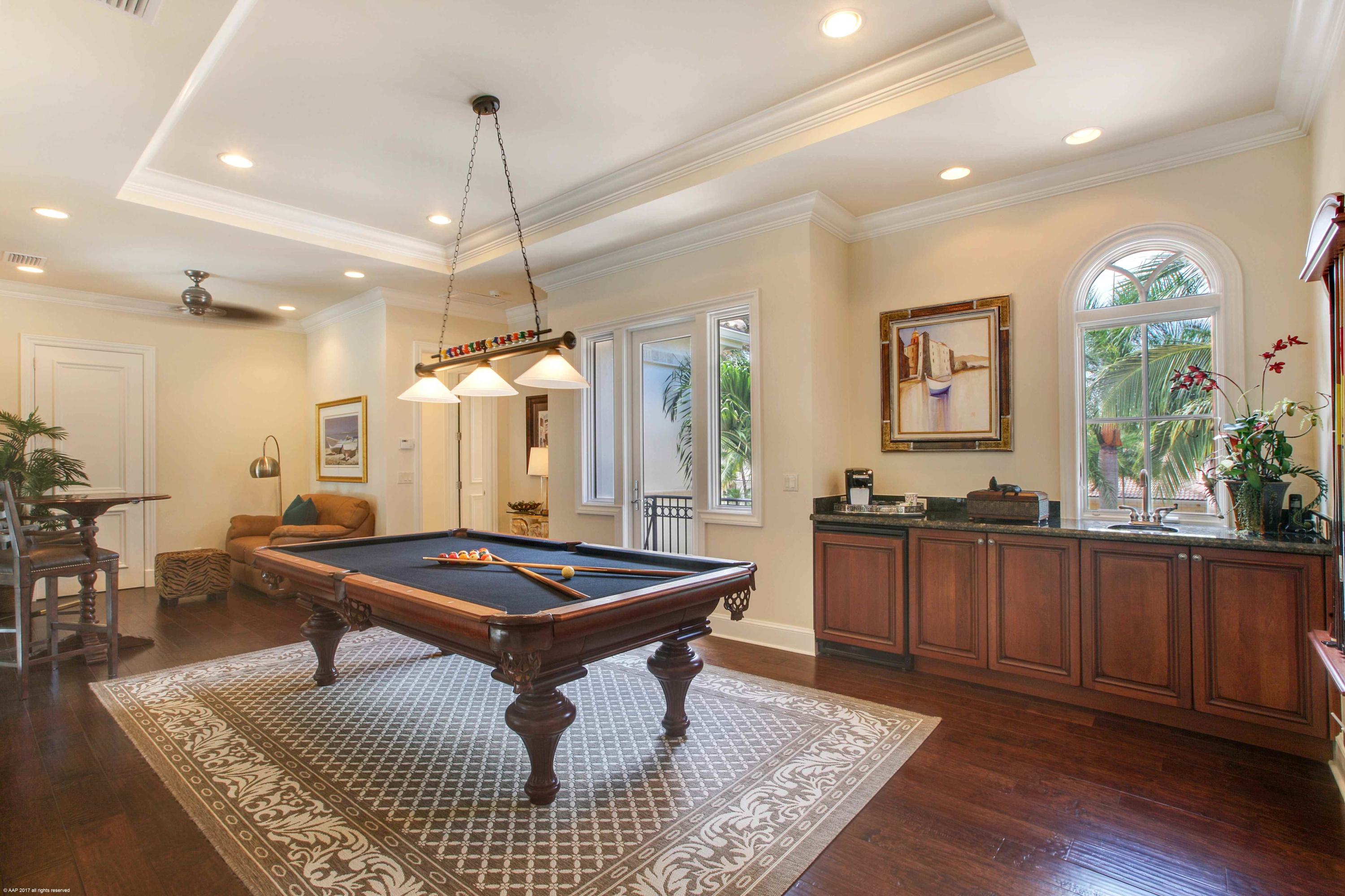 OLD PALM - Residential