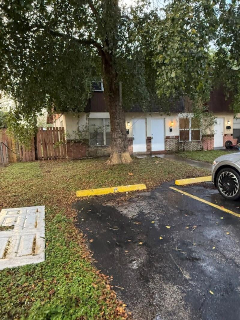 L D C Estates 75-31 B - Residential Lease