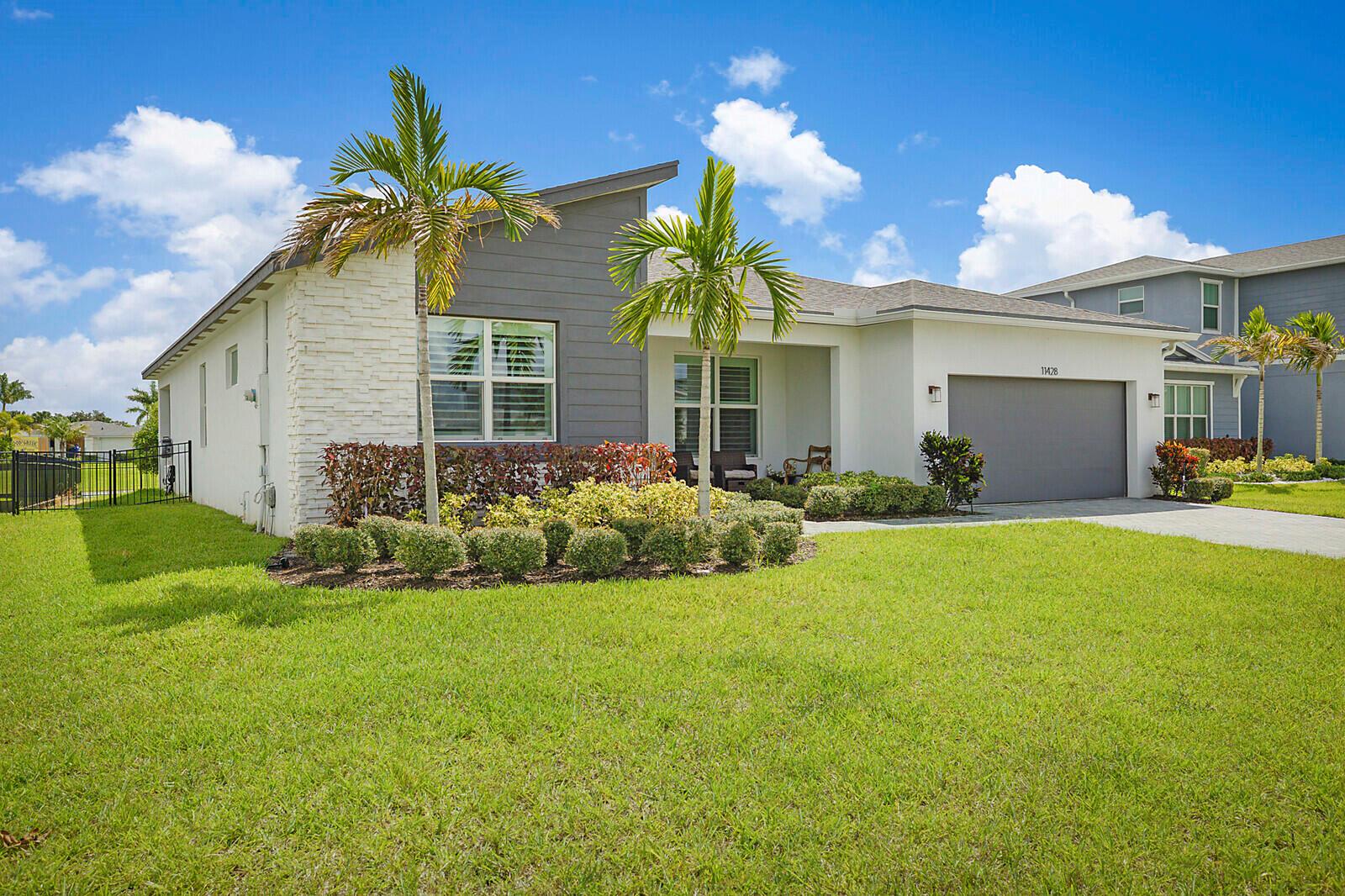 MATTAMY AT SOUTHERN GROVE - Residential