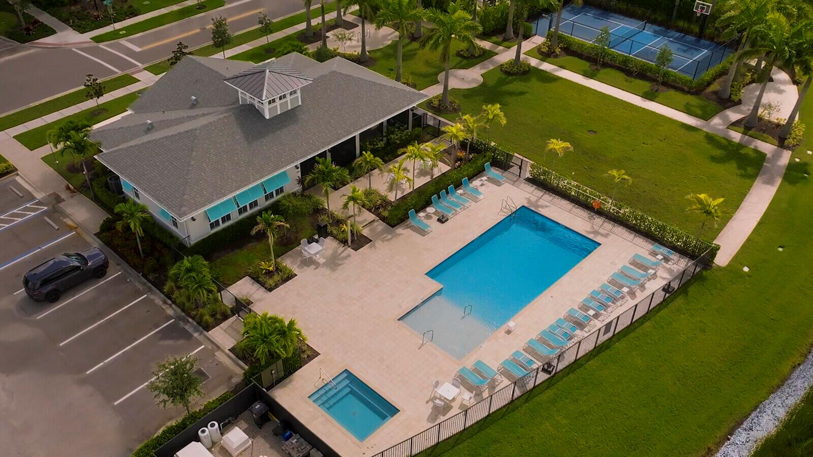 MATTAMY AT SOUTHERN GROVE - Residential