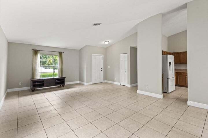 PORT ST LUCIE SECTION  31 - Residential Lease