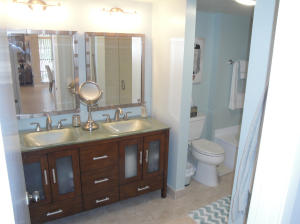 SOUTHPORT AT HUNTERS RUN CONDO - Residential