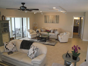 SOUTHPORT AT HUNTERS RUN CONDO - Residential