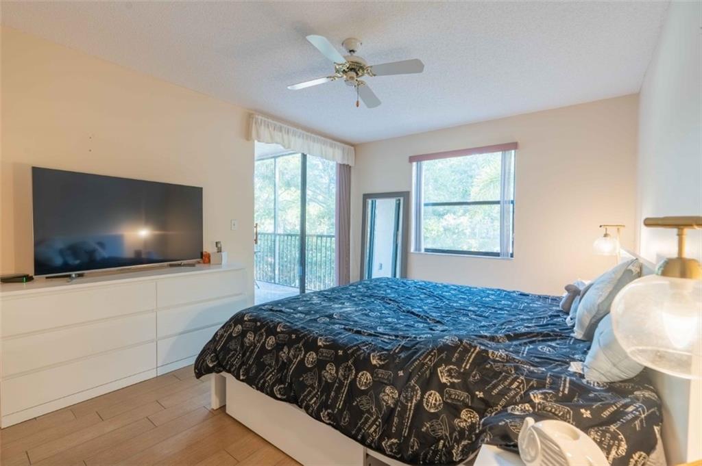 BAYPORT VILLAGE - Residential