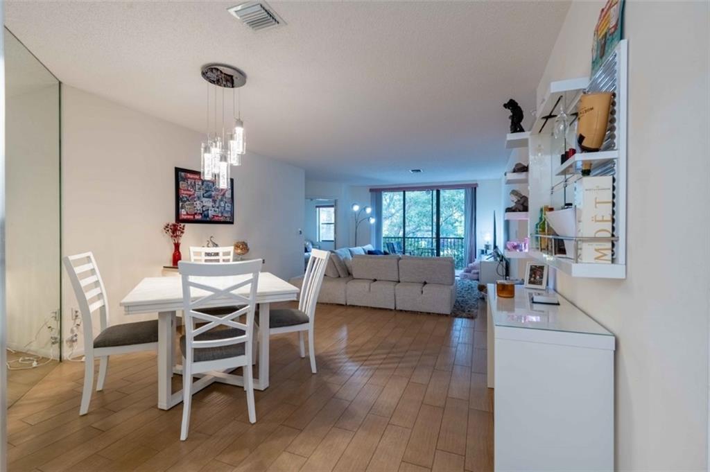 BAYPORT VILLAGE - Residential