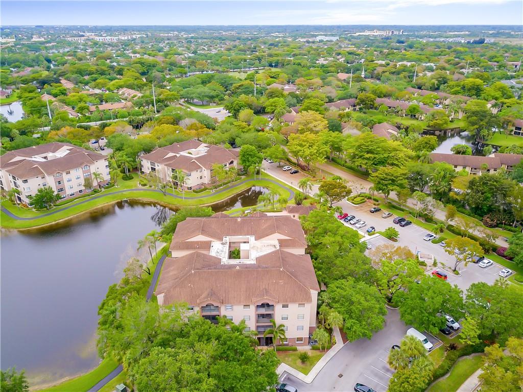 BAYPORT VILLAGE - Residential