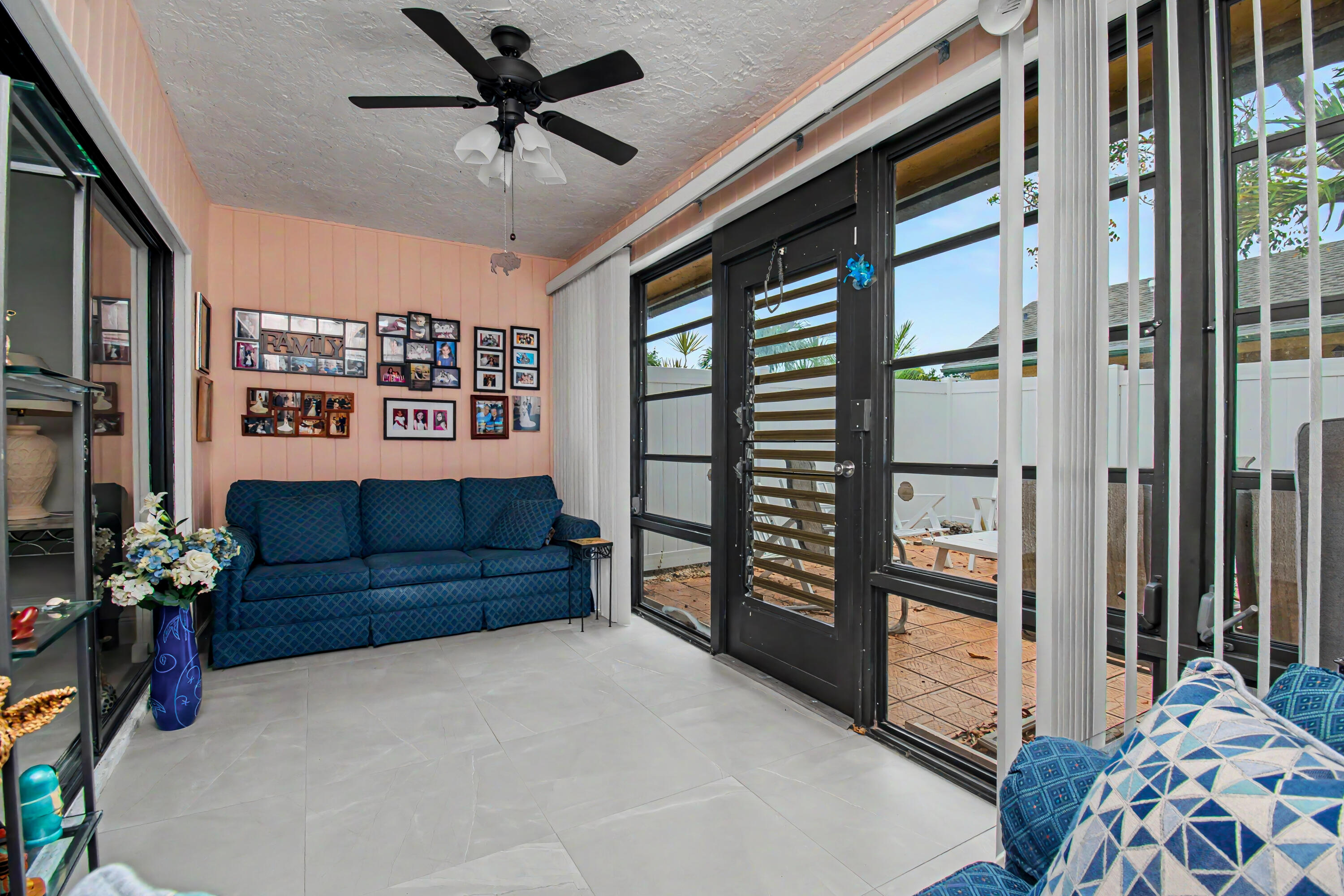 BOCA PATIO VLG - Residential