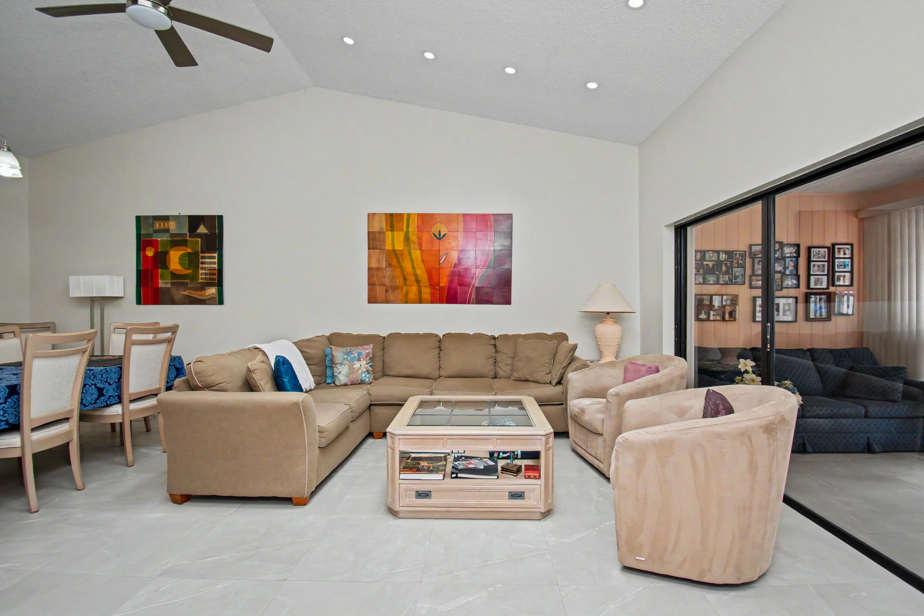 BOCA PATIO VLG - Residential