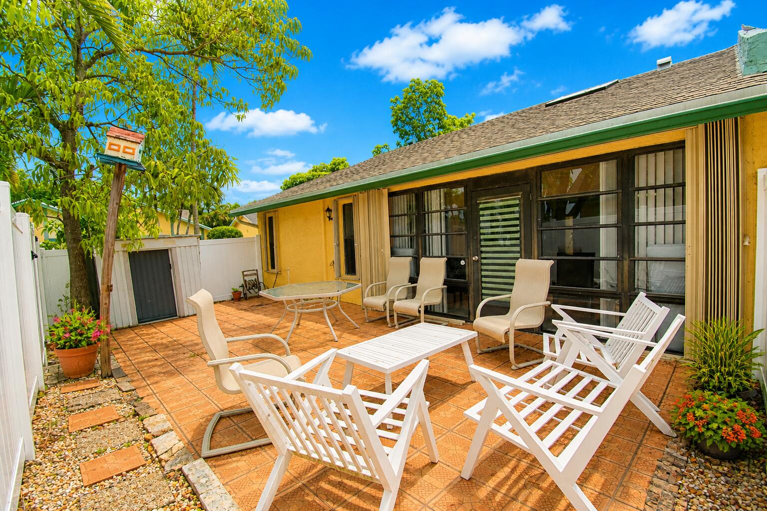BOCA PATIO VLG - Residential