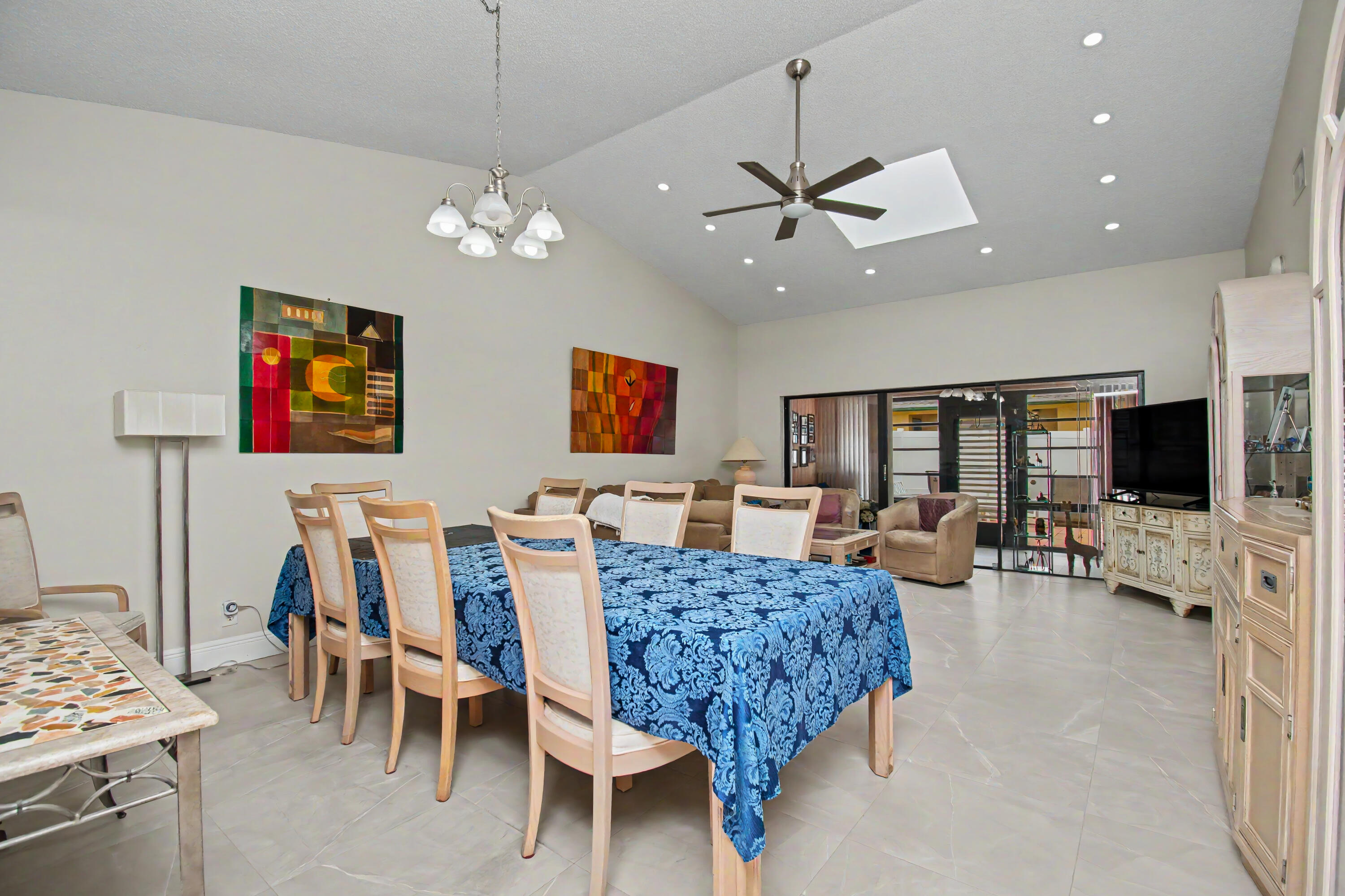 BOCA PATIO VLG - Residential