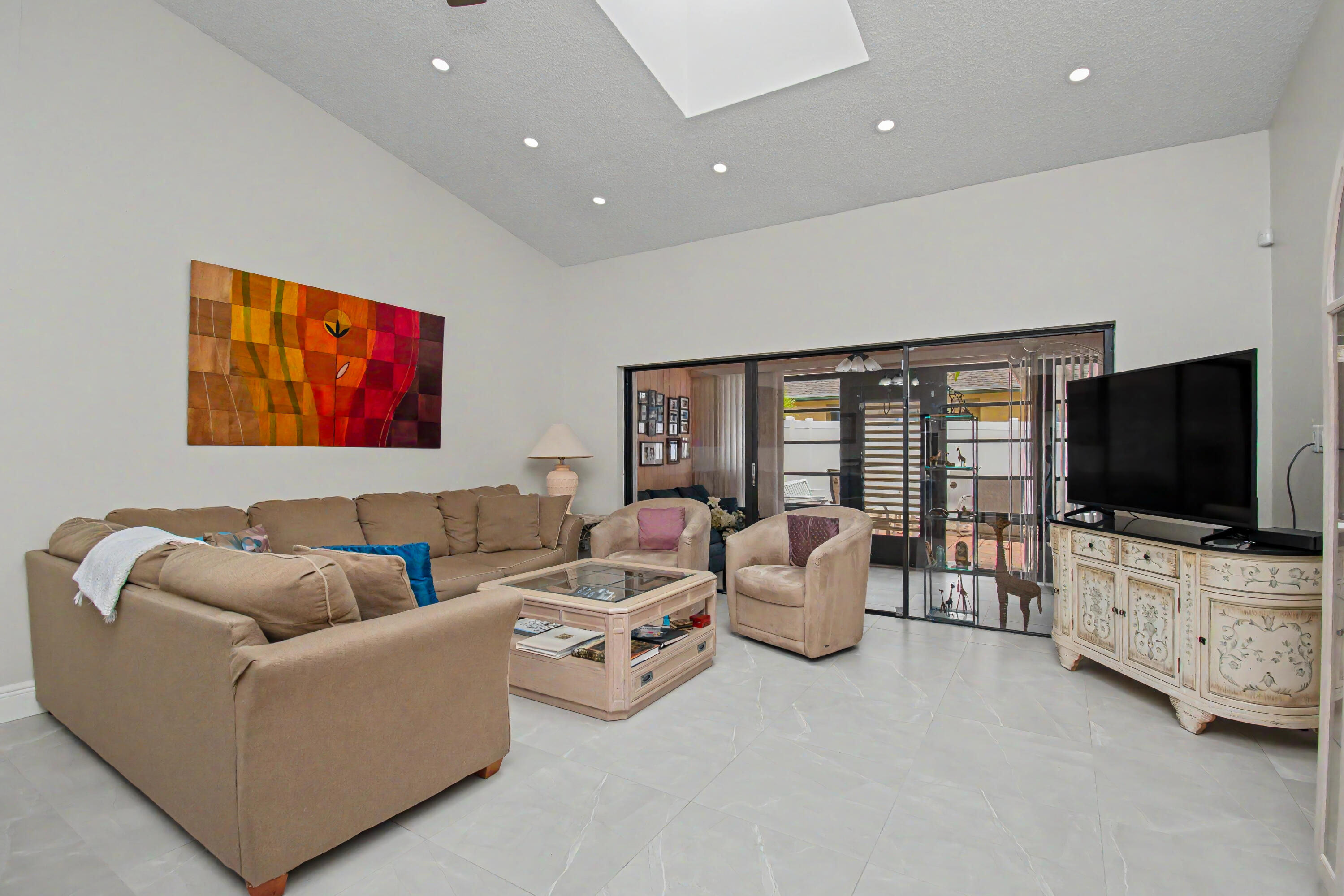 BOCA PATIO VLG - Residential
