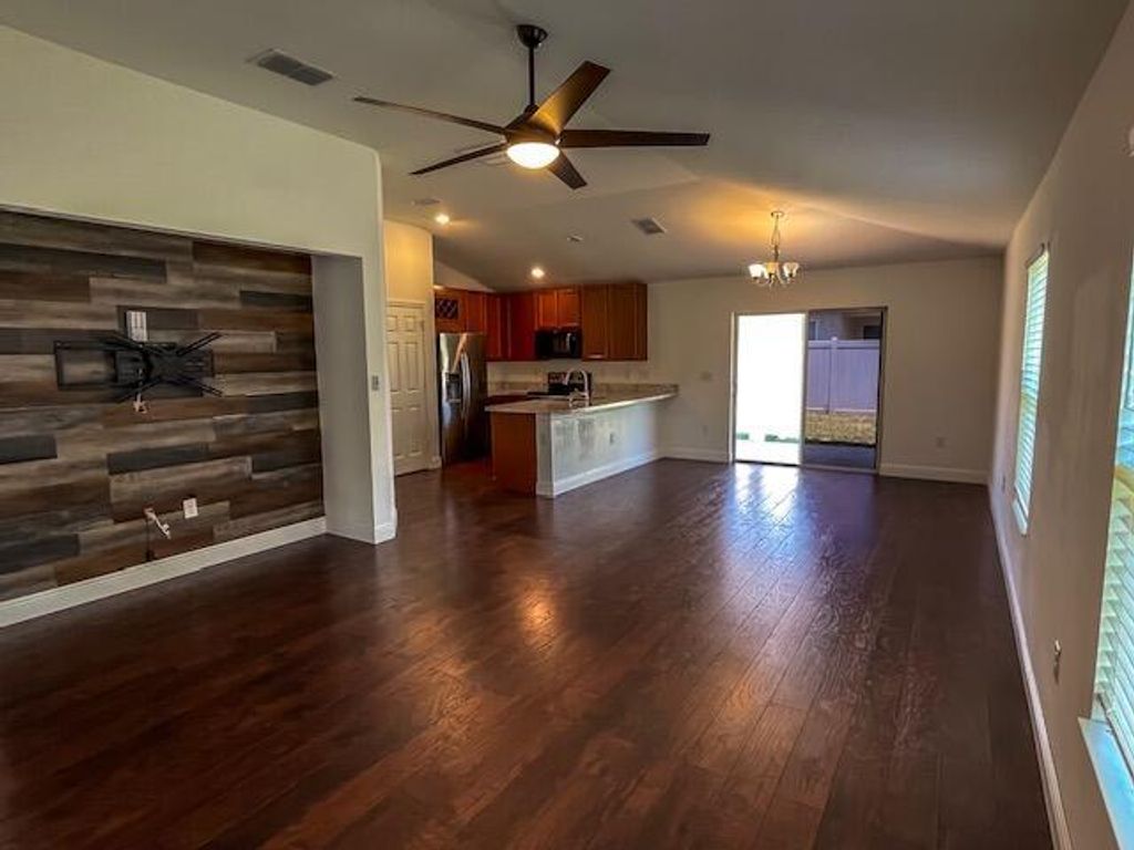Photo of 5870 NW Pine Trail Circle, Port Saint Lucie, FL 34983 (MLS # R11038777)