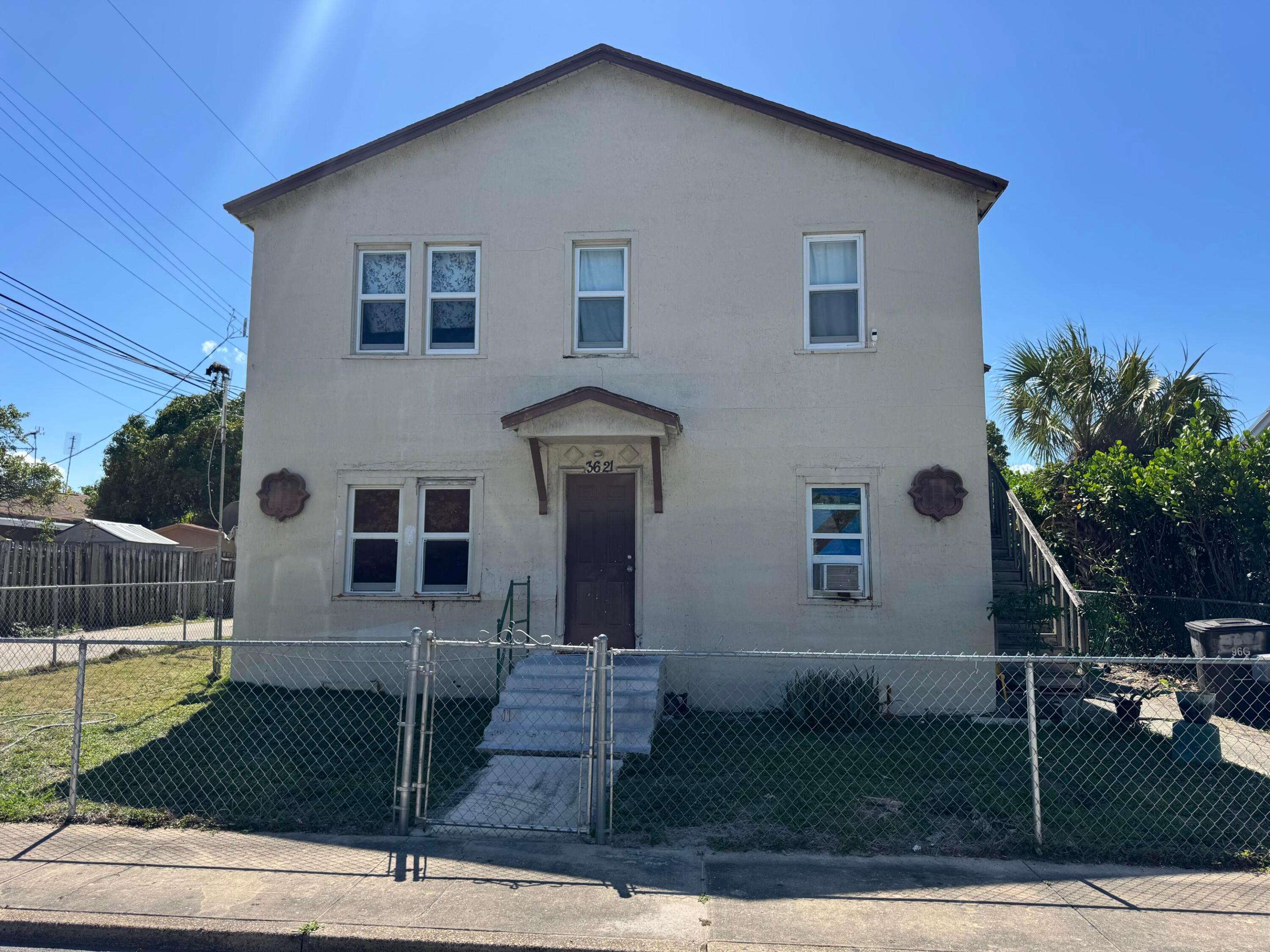 3621 Morton Avenue