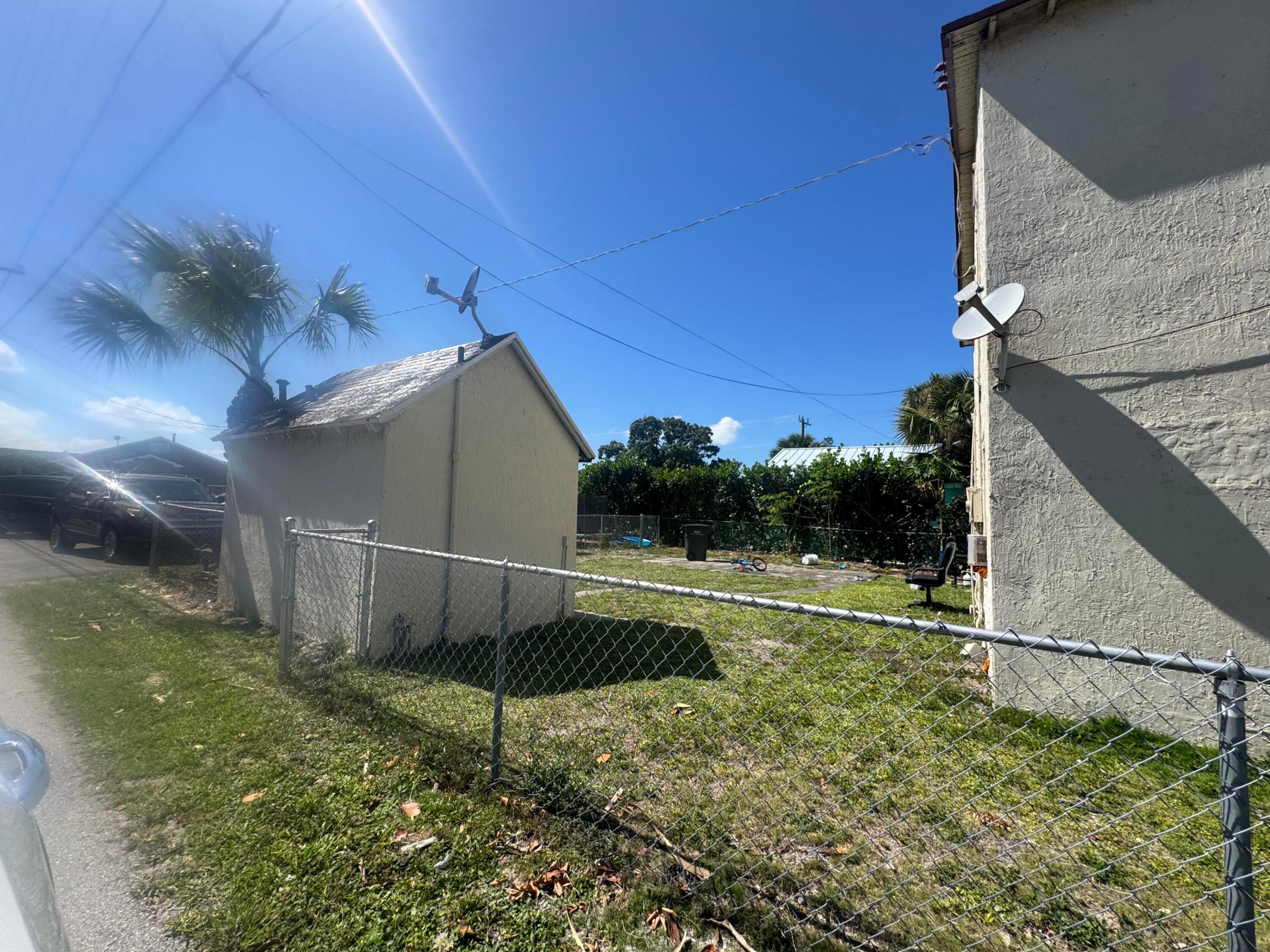 ROSEDALE - Residential Income