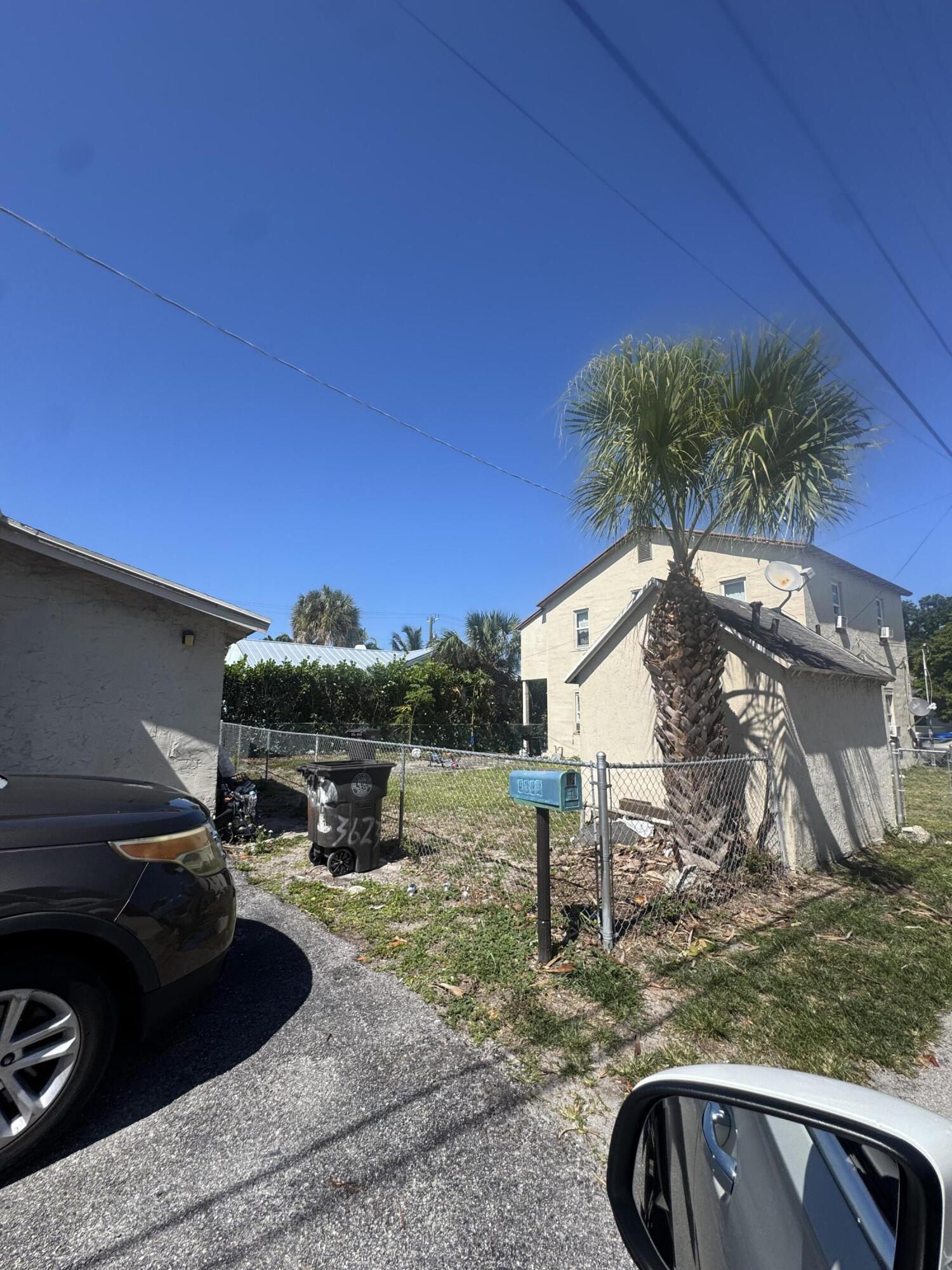 ROSEDALE - Residential Income