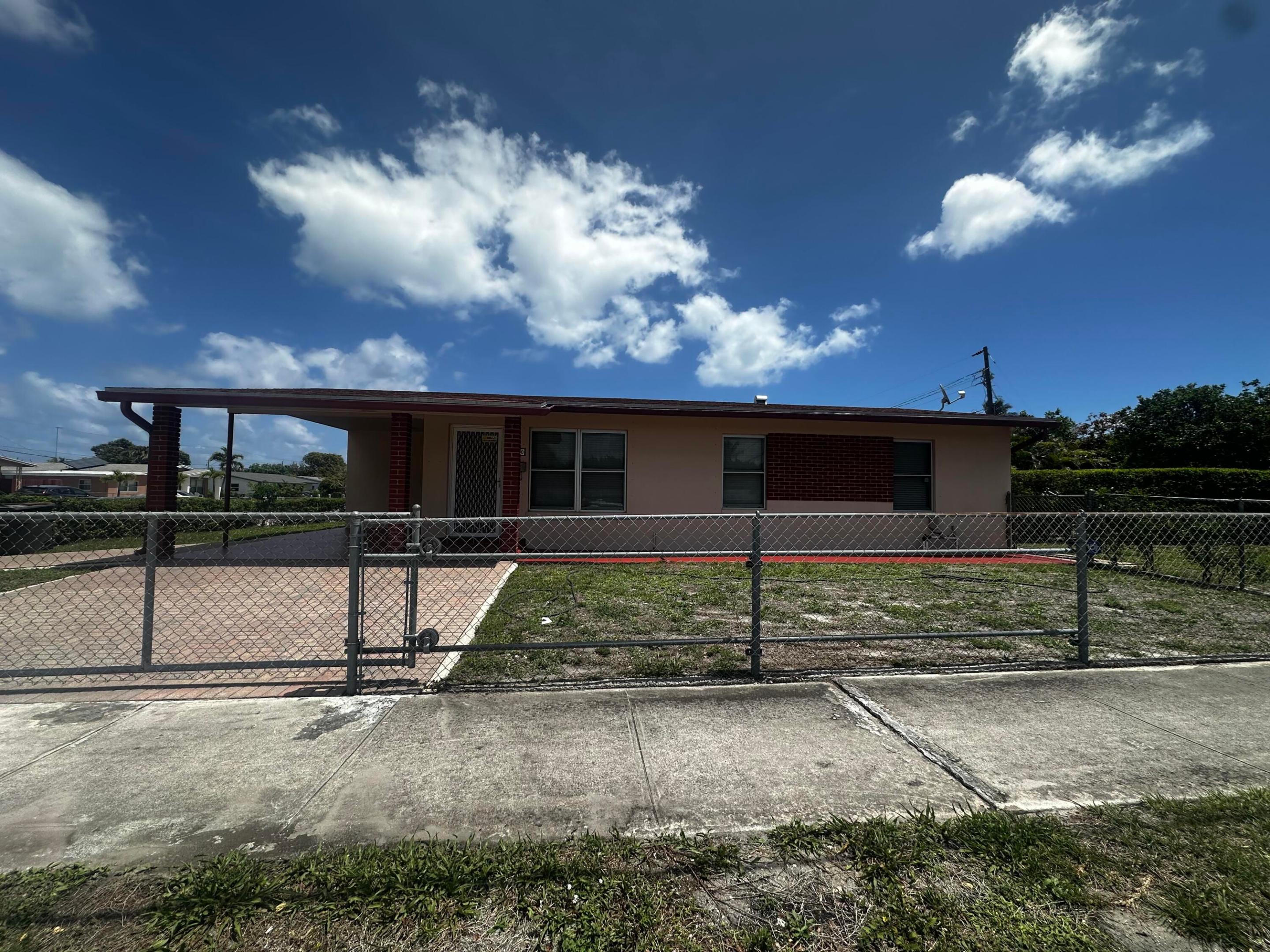 HILLCREST HEIGHTS - Residential Lease