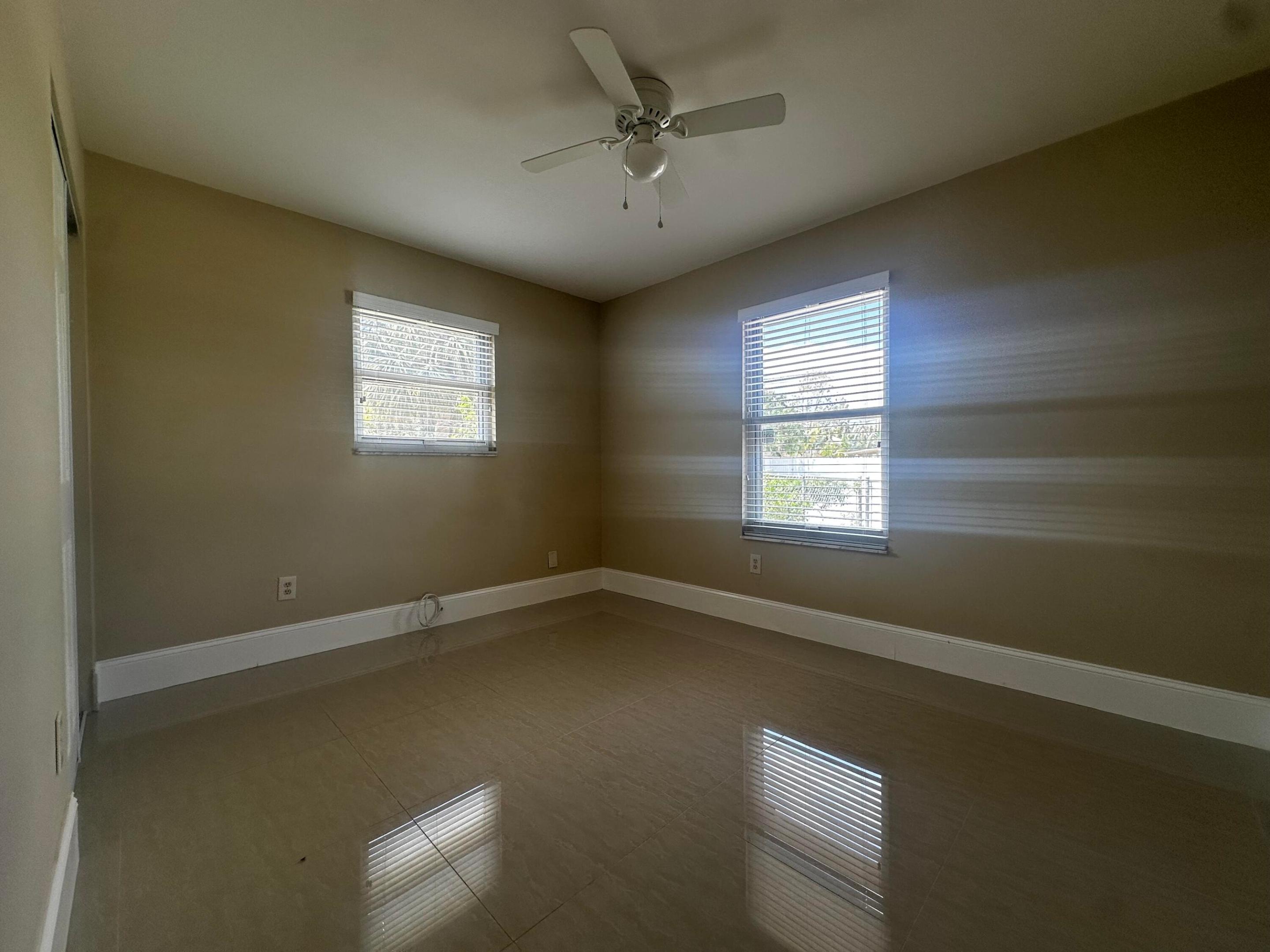 HILLCREST HEIGHTS - Residential Lease