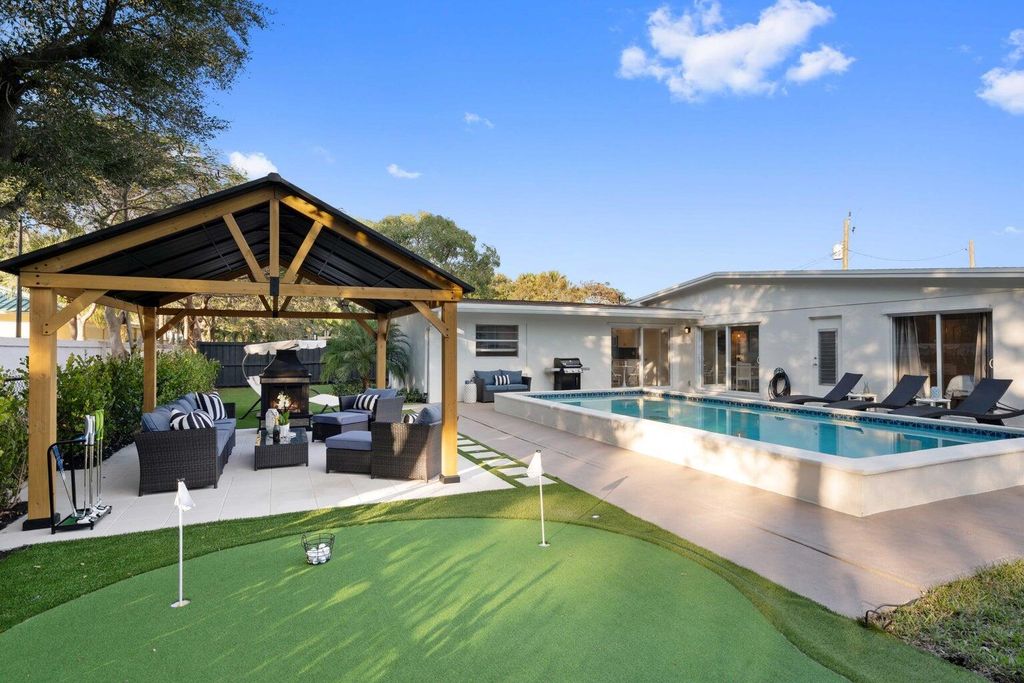 Photo of 14051 Leeward Way, Palm Beach Gardens, FL 33410 (MLS # R10939660)