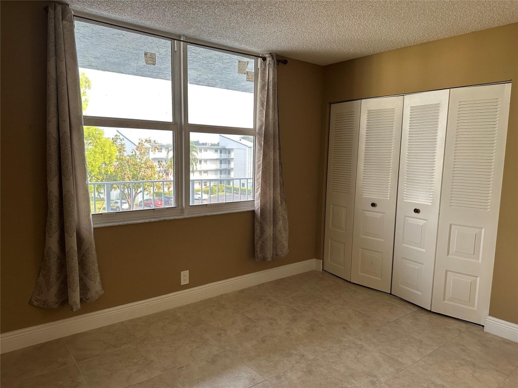 Palm Springs 2 - Residential