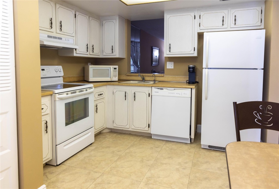 Palm Springs 2 - Residential