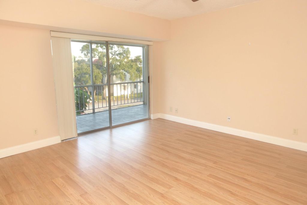 Photo of 632 NW 13th Street #35, Boca Raton, FL 33486 (MLS # R11102044)