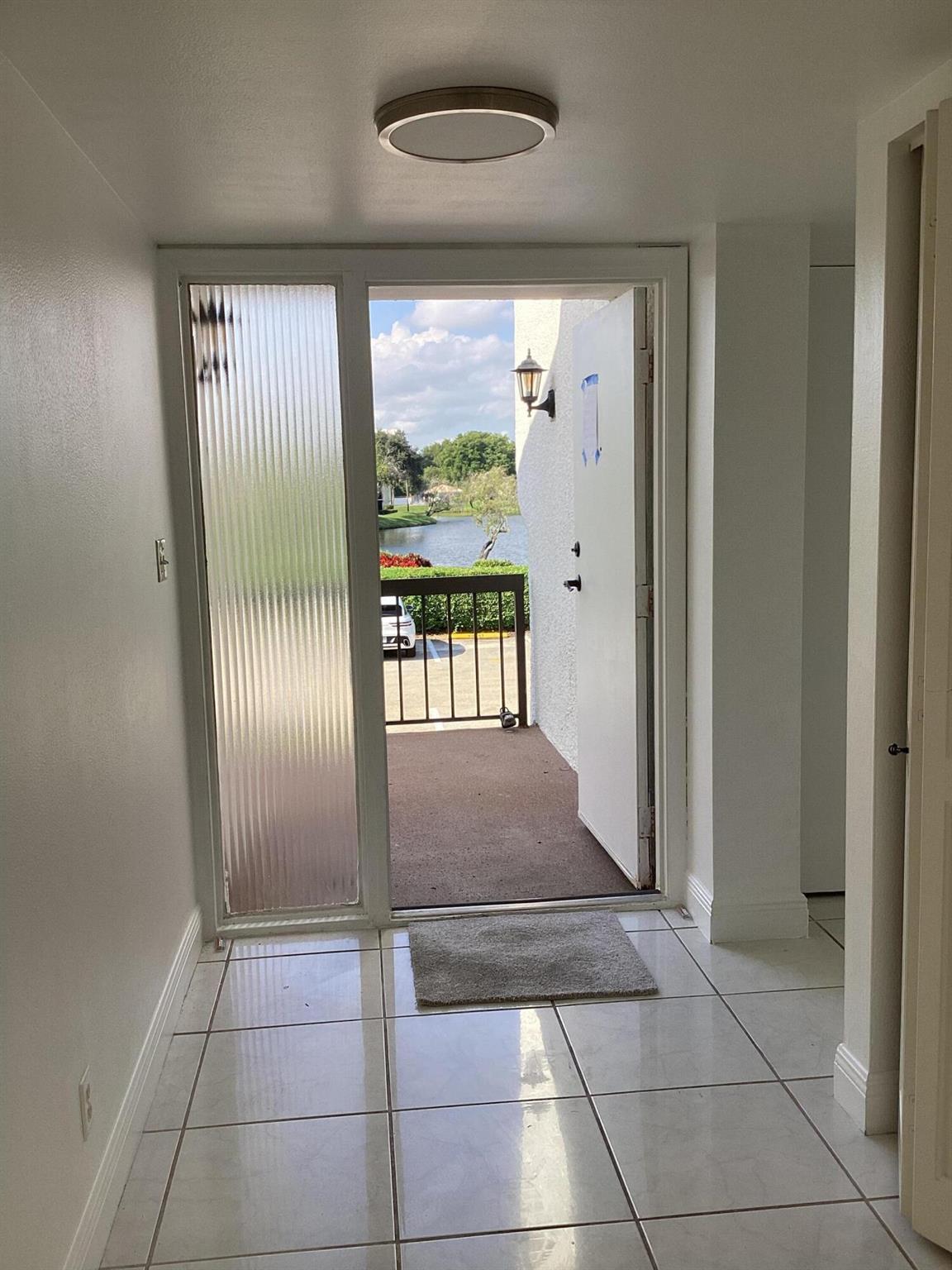 BRIDGEWOOD TOWNHOUSE COND - Residential Lease