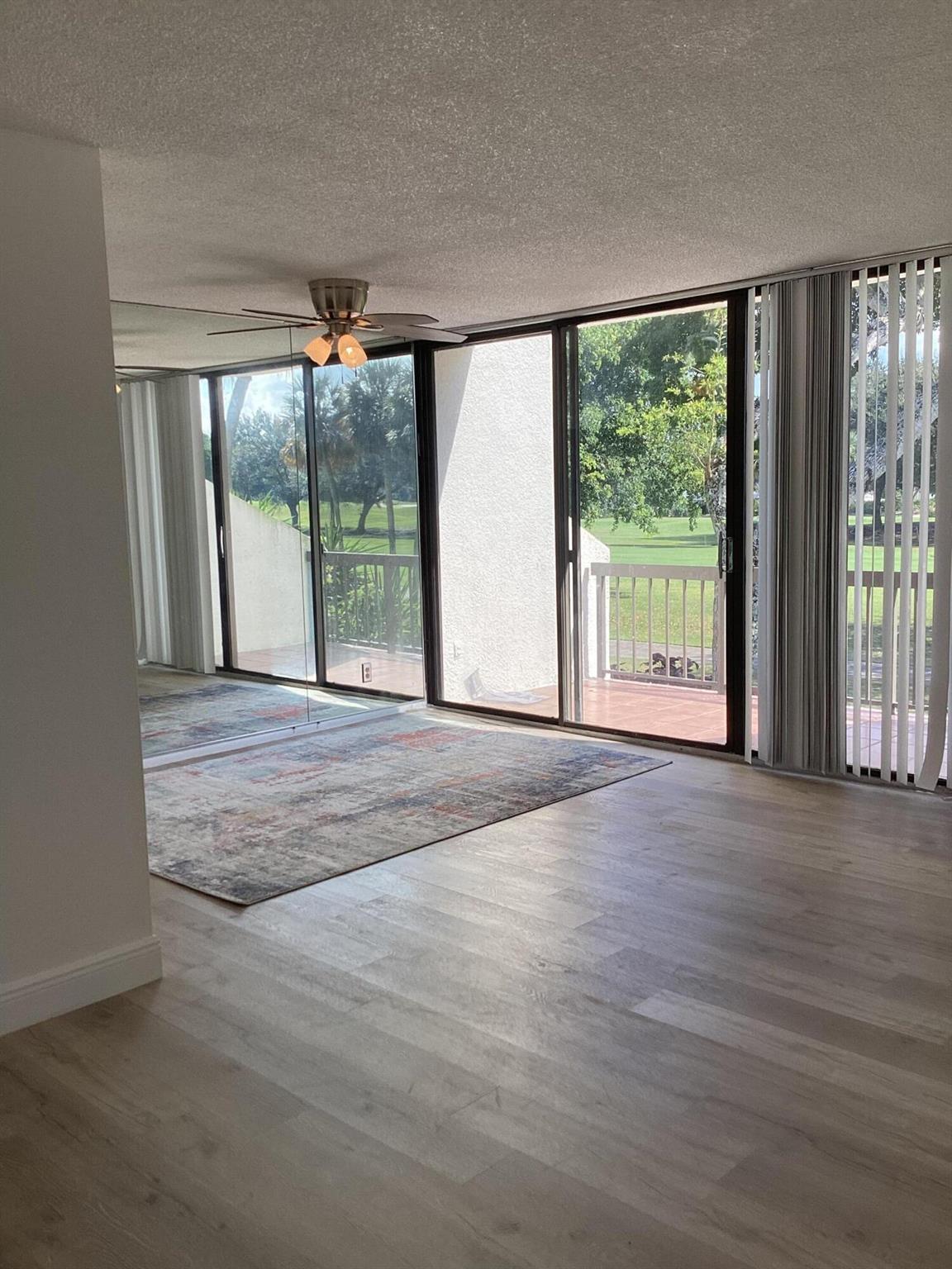 BRIDGEWOOD TOWNHOUSE COND - Residential Lease