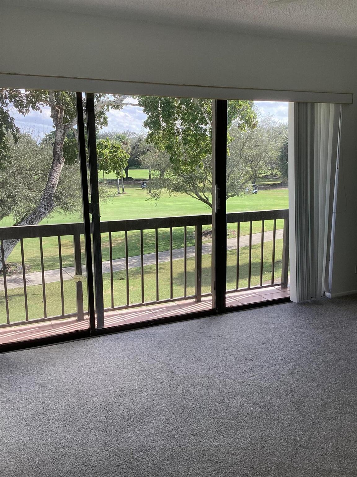 BRIDGEWOOD TOWNHOUSE COND - Residential Lease