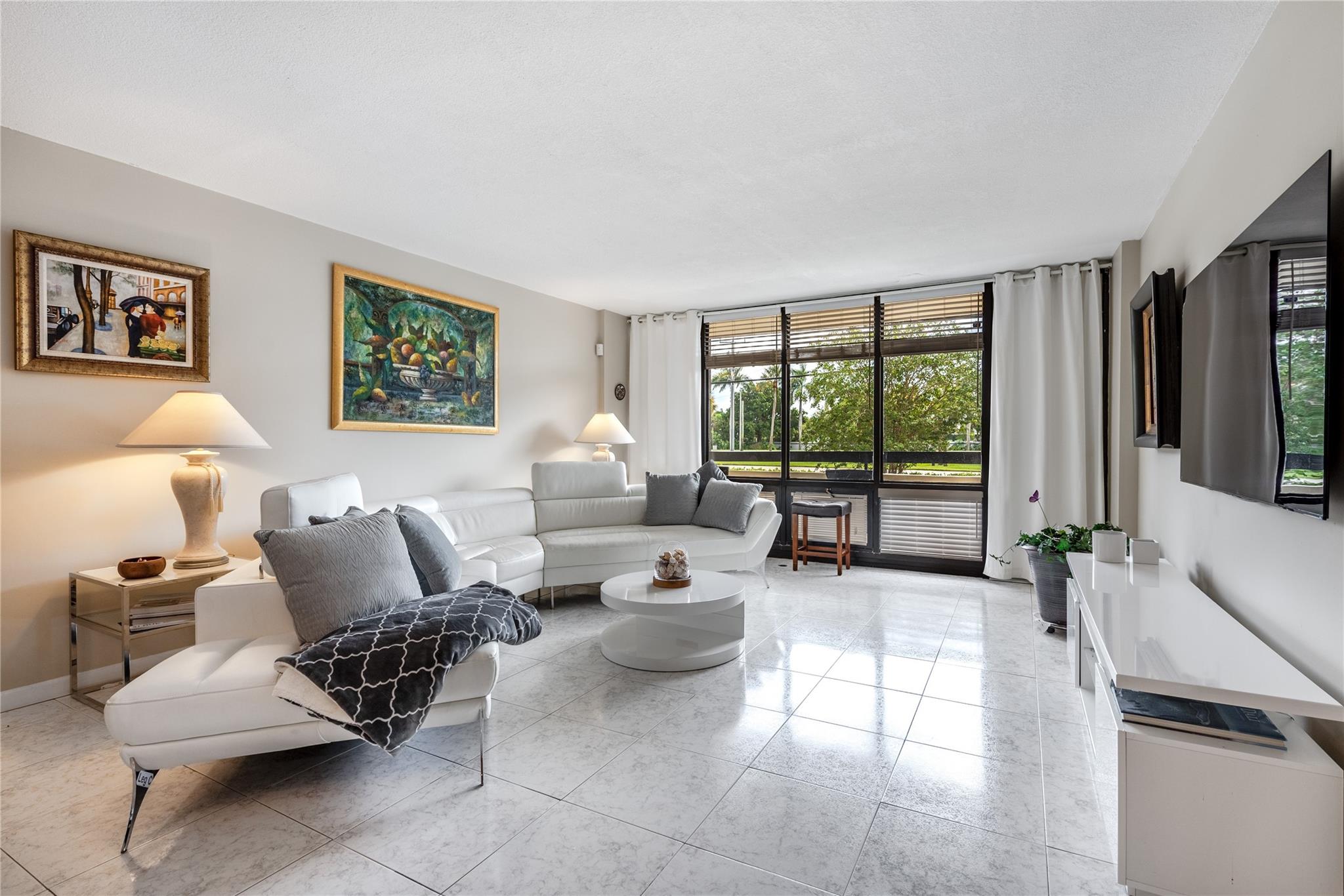 Exceptional East Boca opportunity! Bright, spacious 2 Bed/2 Bath, 1,245 sqft condo on a desirable floor with 2 balconies! Rare in-unit brand-new GE Washer/Dryer and a new GE microwave. Open layout with abundant light and fresh, inviting feel. Pets & all ages welcome! Assigned parking and resort-style amenities: Pool and BBQ area, Tennis, Pickleball, Fitness center, Sauna, and on-site Laundry. Supreme location — walk/bike to Publix, Trader Joe’s, Boca Beaches, Mizner Park shops and Restaurants. A+ schools, close to FAU & Lynn Universities, golf, and the new Mandarin Oriental Hotel just 3 blocks away. Ideal as a Primary home, Vacation spot, or Investment! Currently rented at $2600/month thru Oct 31, 2025. Priced To Sell! Easy showings with 24-hr Notice for Tenants.
