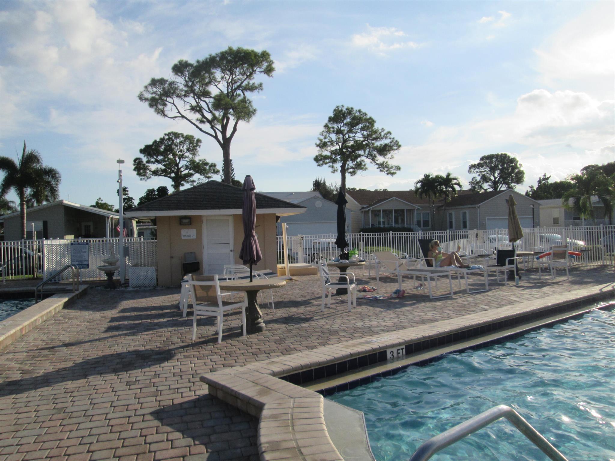 MARALAGO CAY - Residential