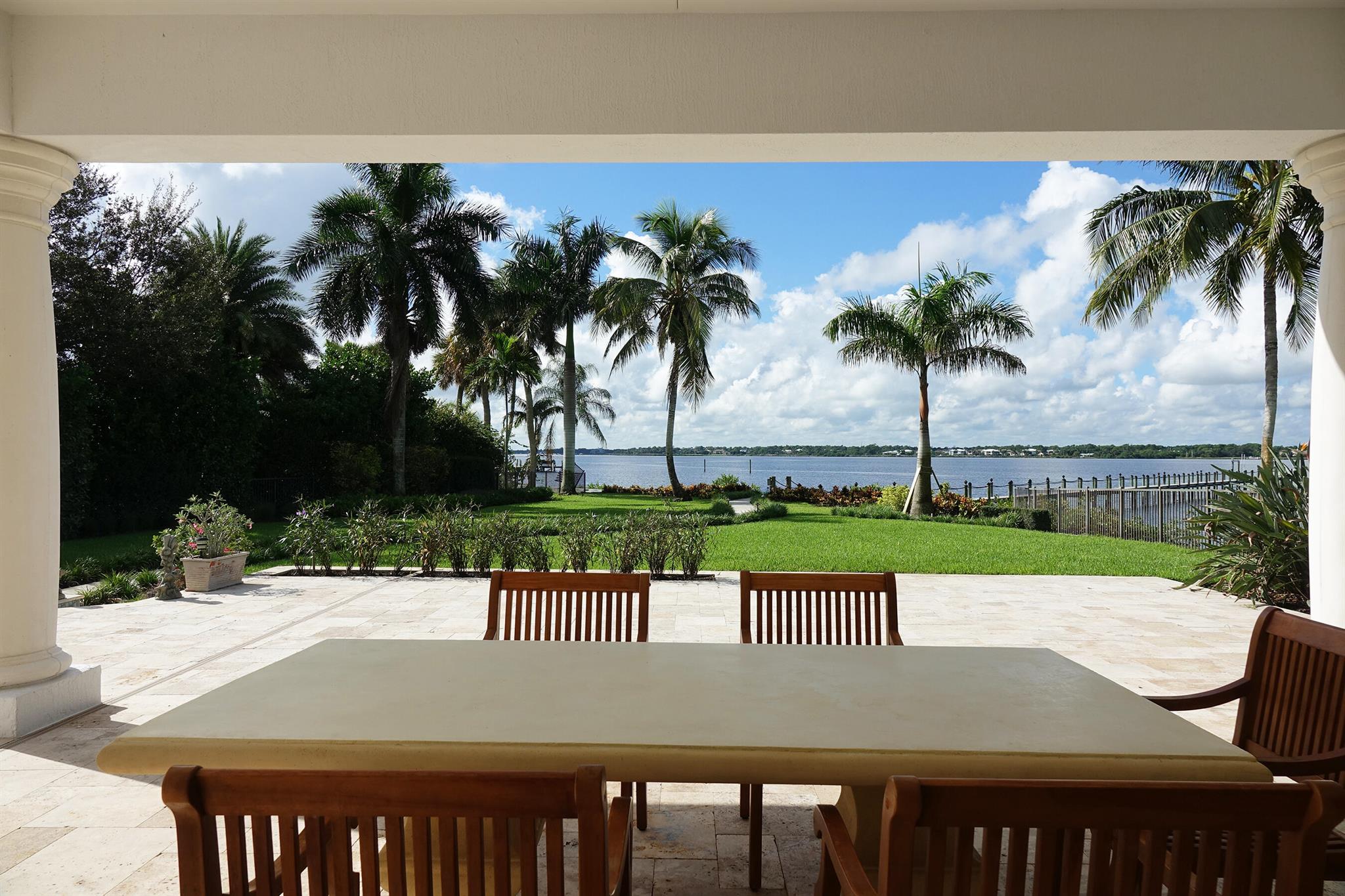 PLANTATIONS - Residential