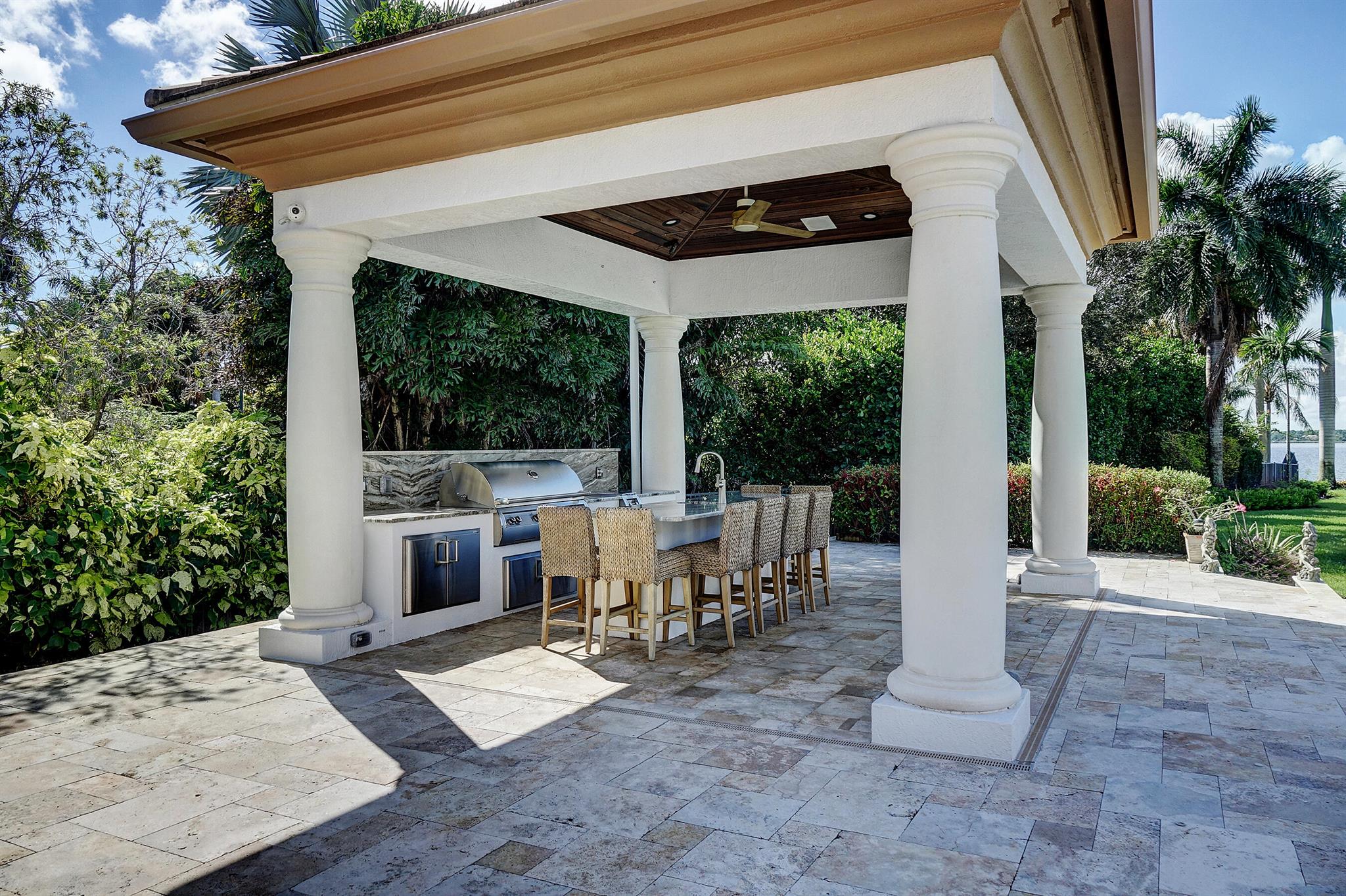 PLANTATIONS - Residential