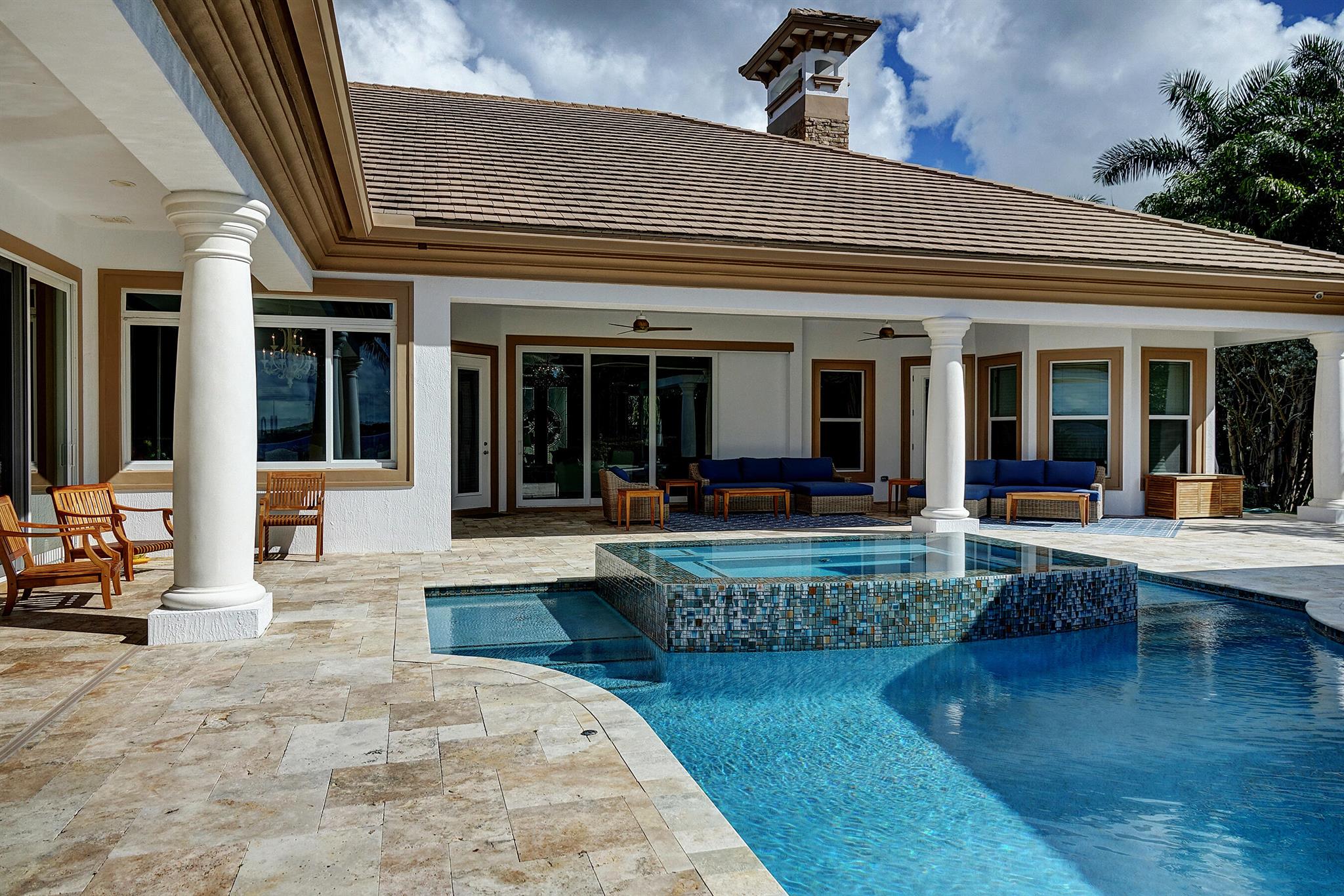 PLANTATIONS - Residential