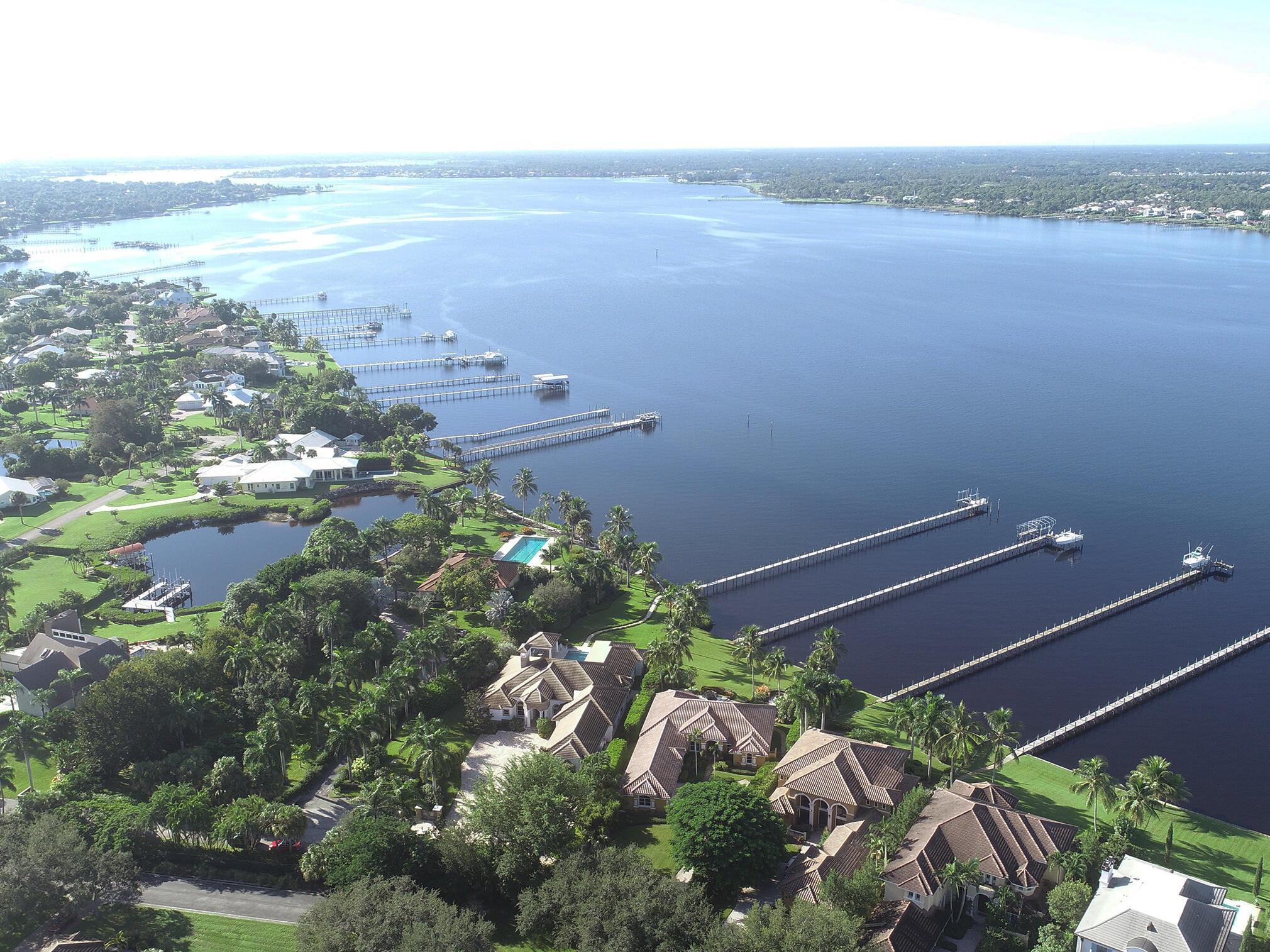 PLANTATIONS - Residential