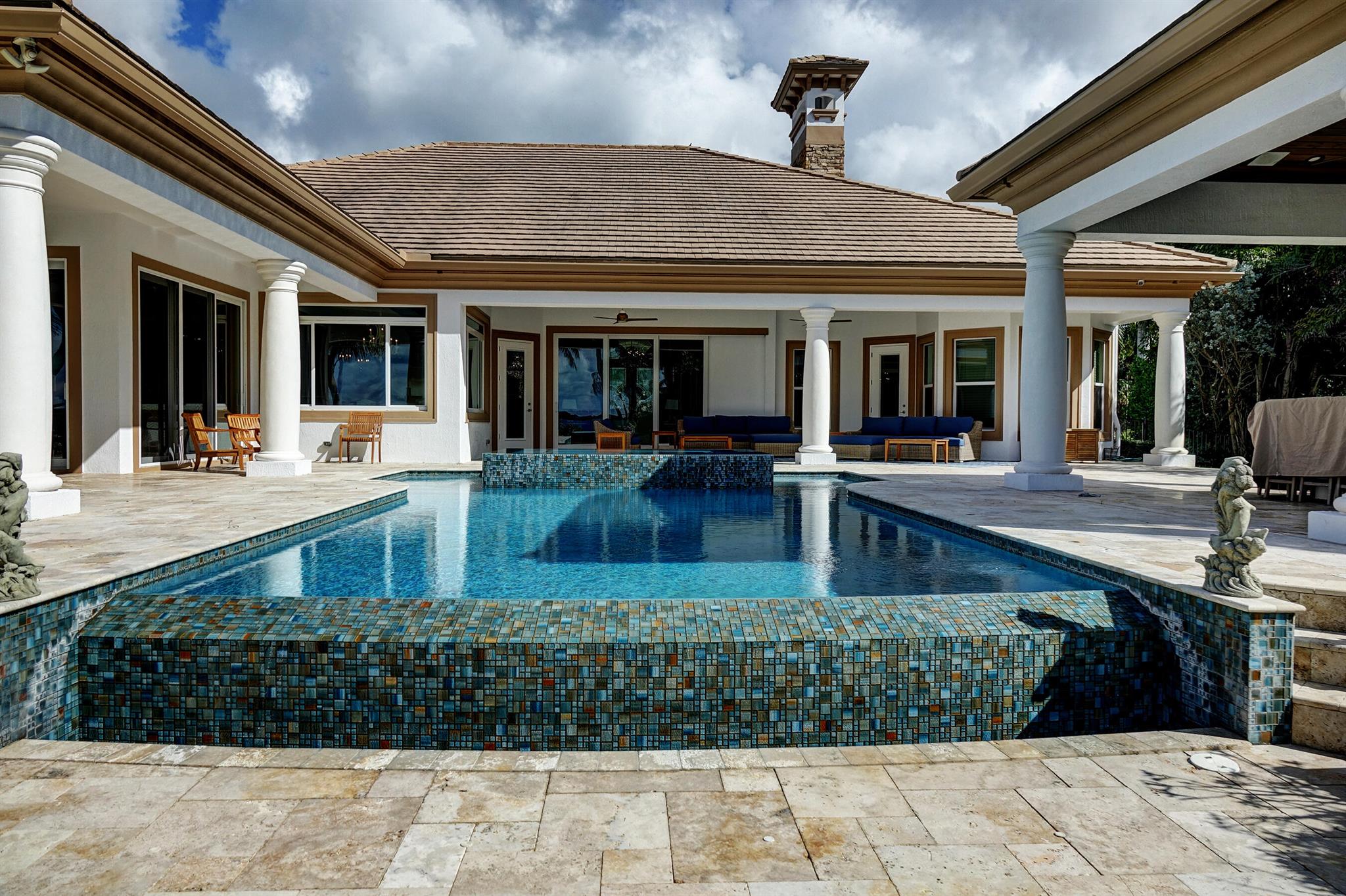 PLANTATIONS - Residential