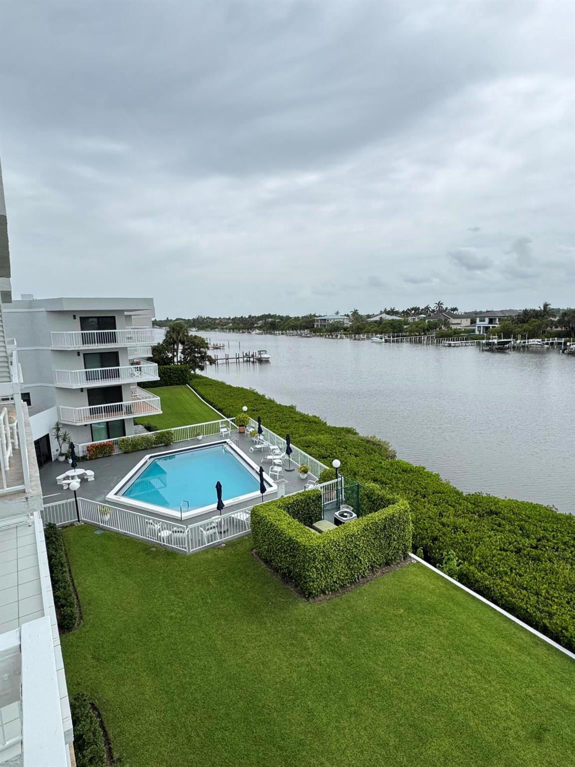 3501 S Ocean Boulevard 406