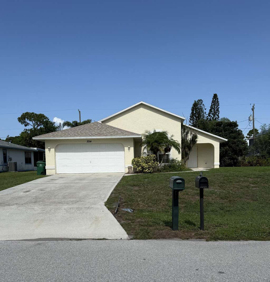 Photo of 3014 SW Segovia Street, Port Saint Lucie, FL 34953 (MLS # B26031334)