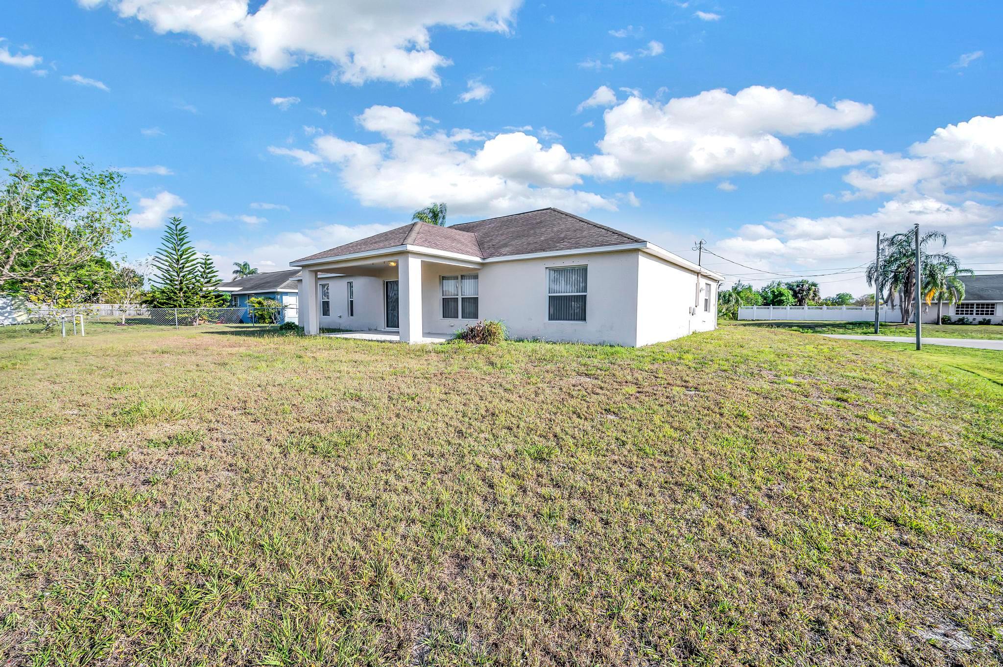 PORT ST LUCIE-SECTION 34 - Residential Lease